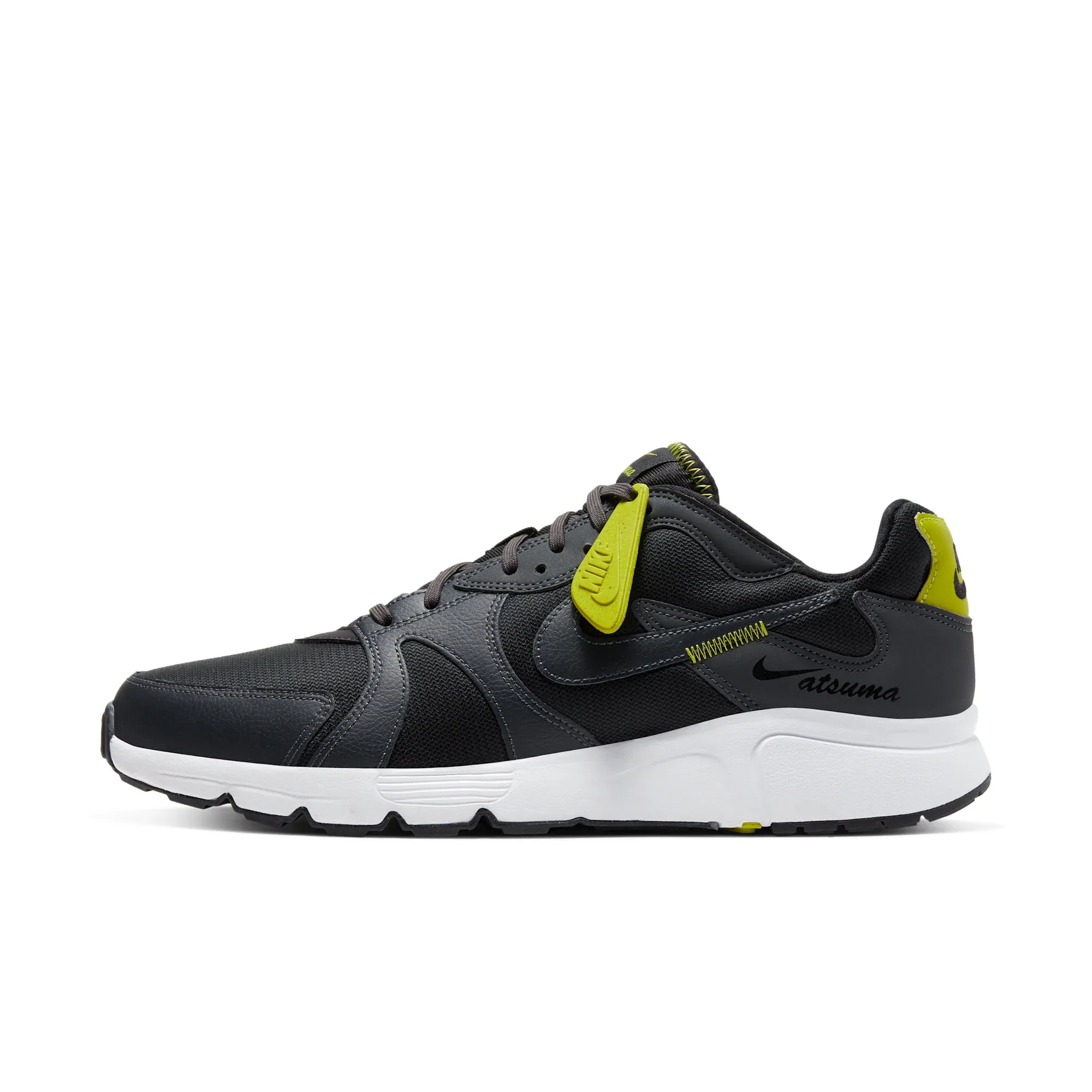 Nike Atsuma
