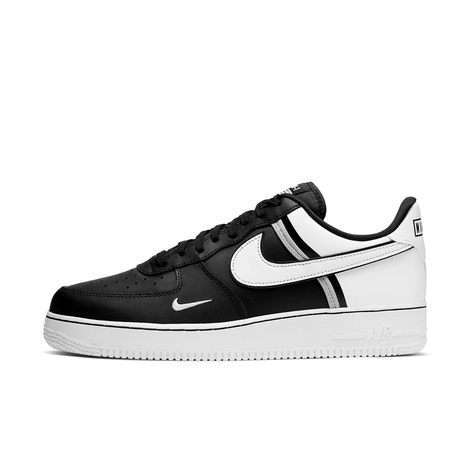Nike Air Force 1 '07 LV8