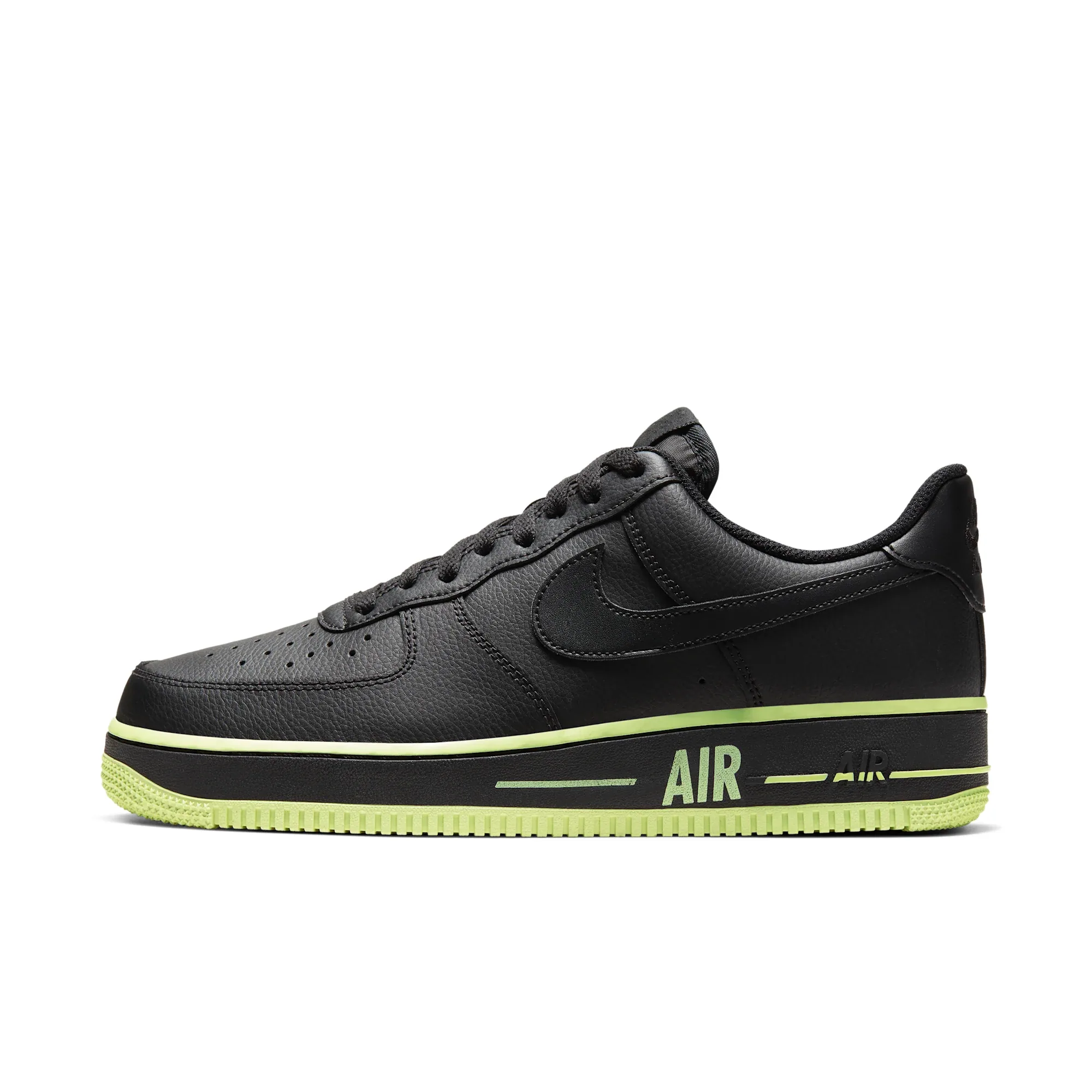Nike Air Force 1 '07 3