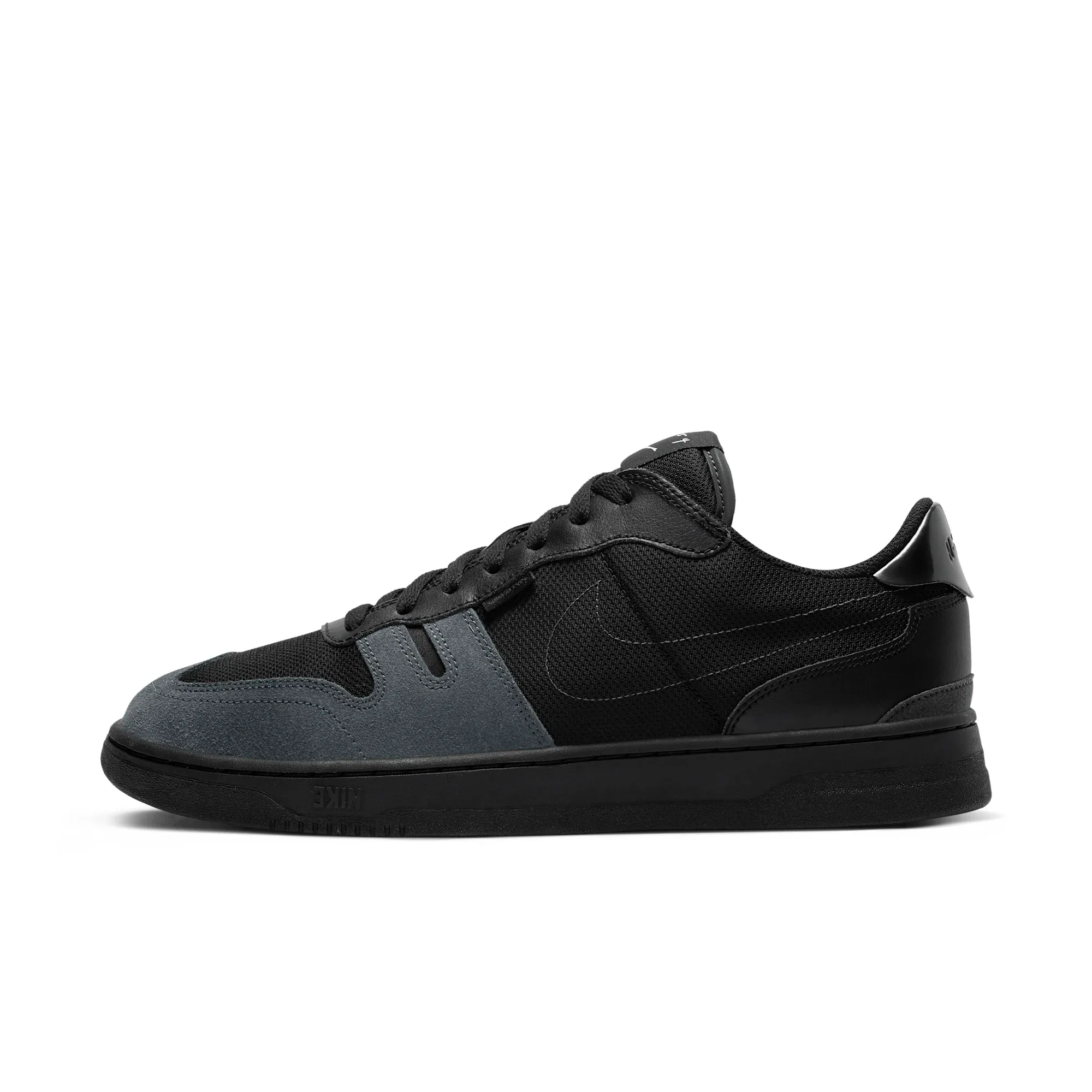 Nike Squash-Type
