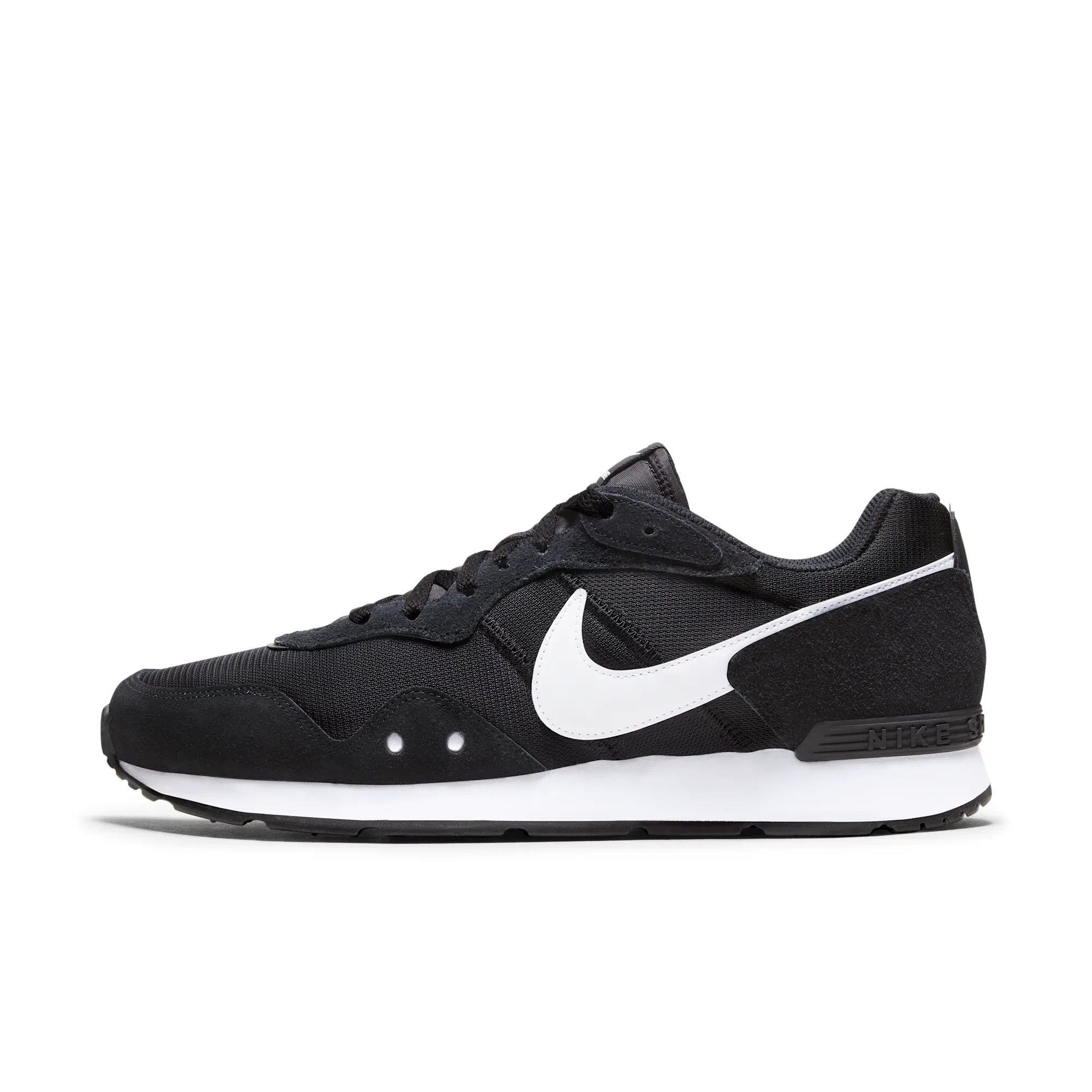 Nike Venture Runner