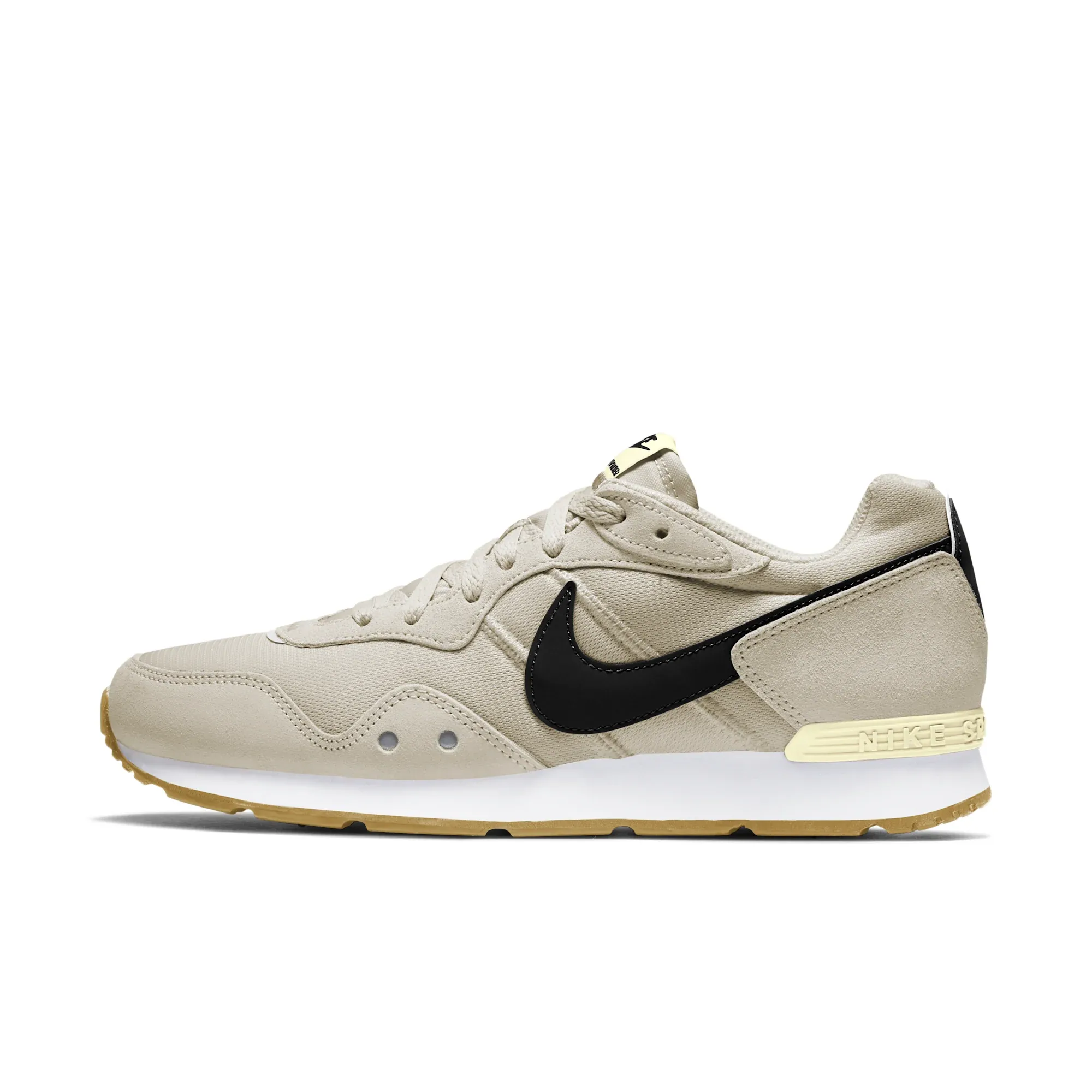 Nike Venture Runner