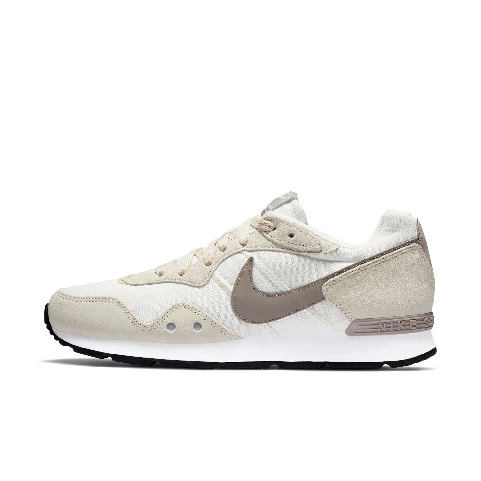 Nike Venture Runner