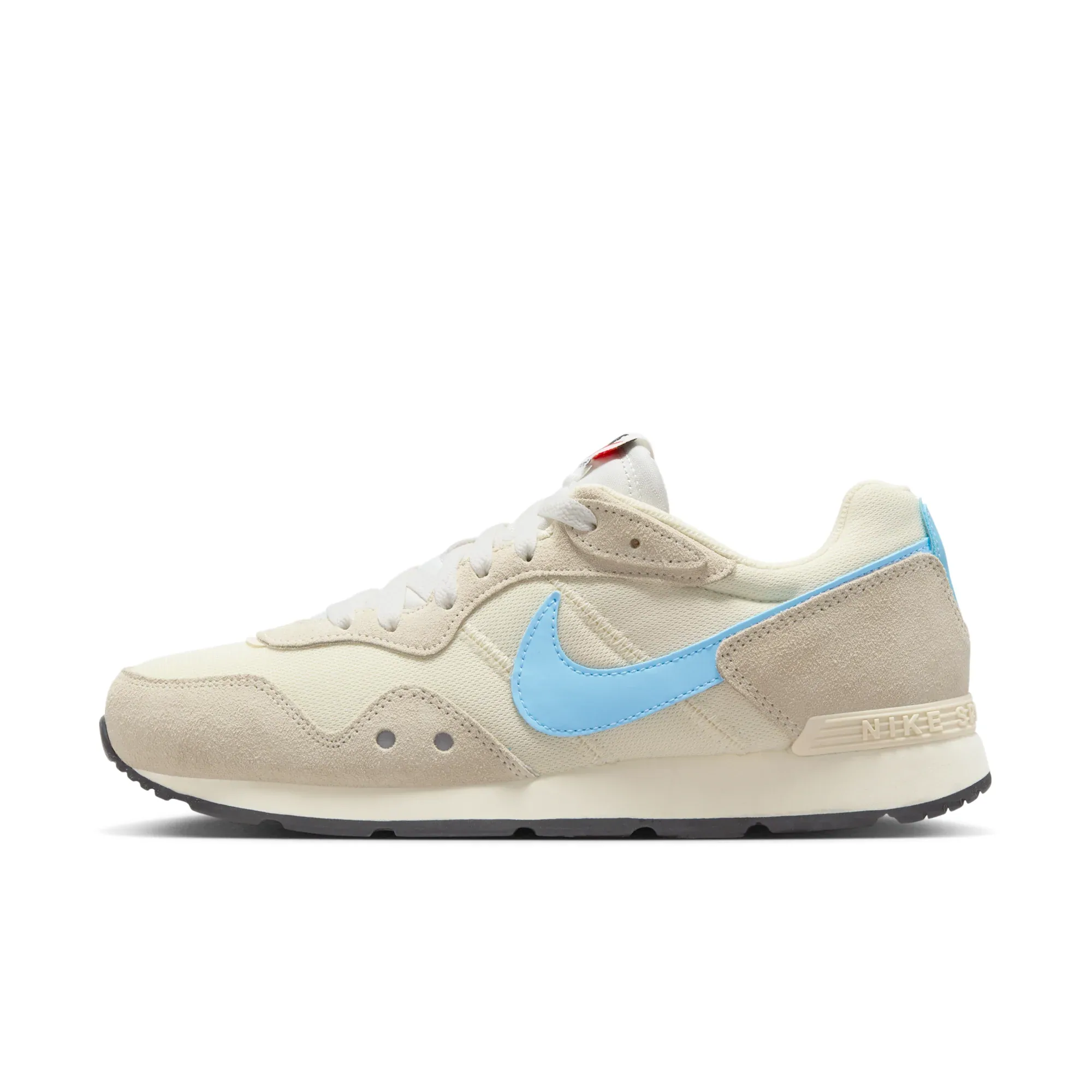 Nike Venture Runner