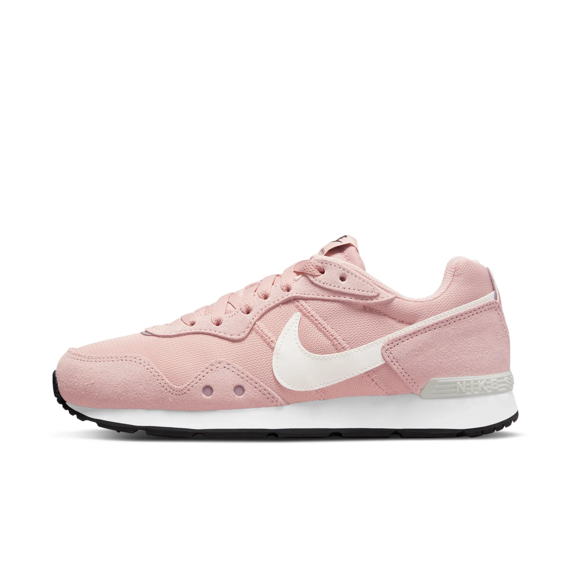Nike Venture Runner