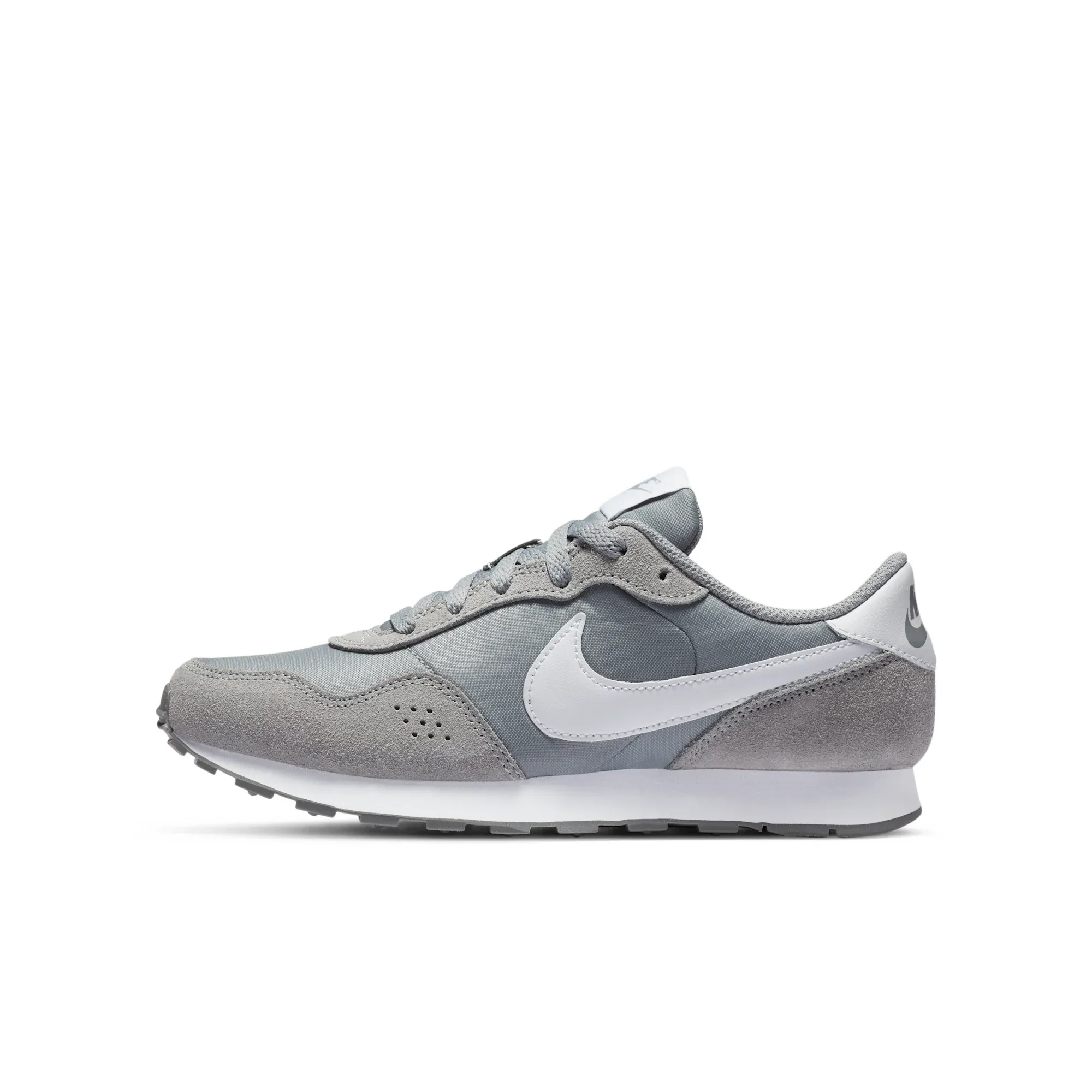 Nike MD Valiant