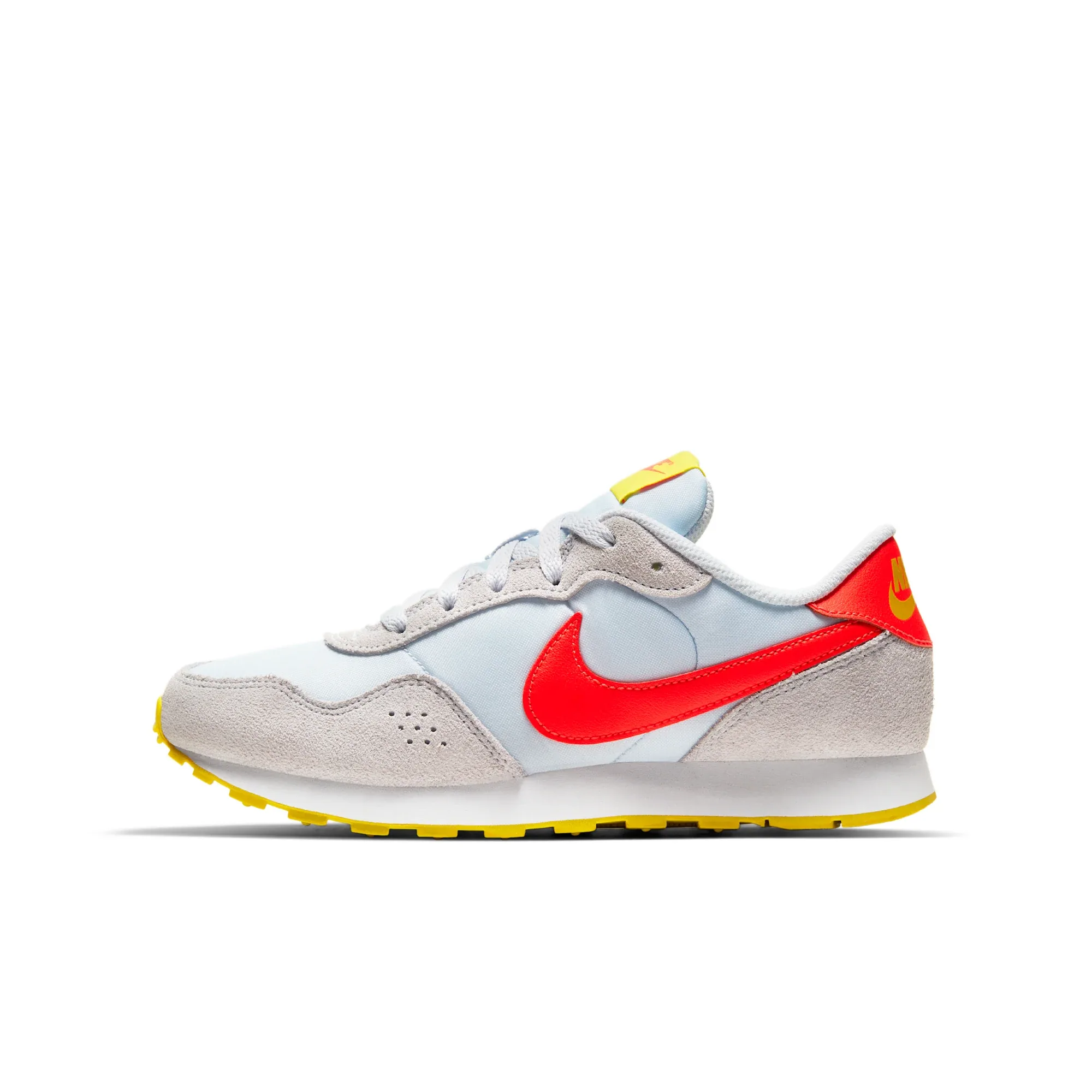 Nike MD Valiant