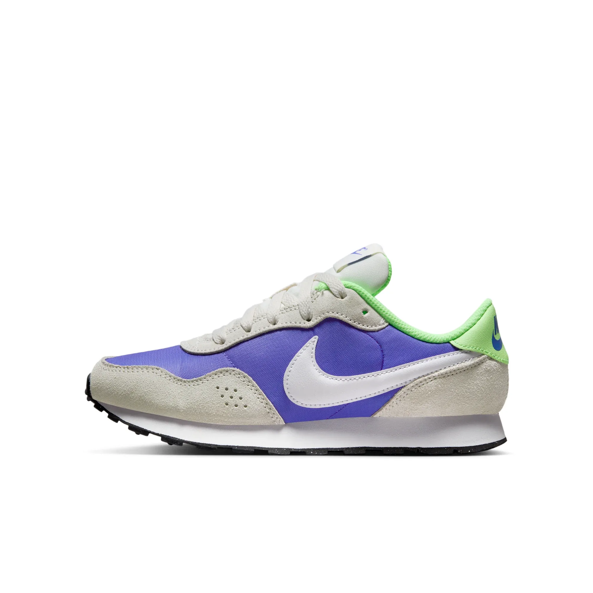 Nike MD Valiant
