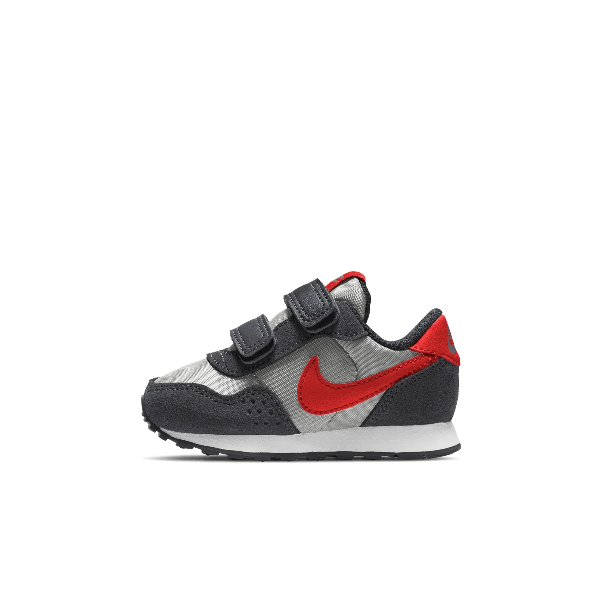Nike MD Valiant