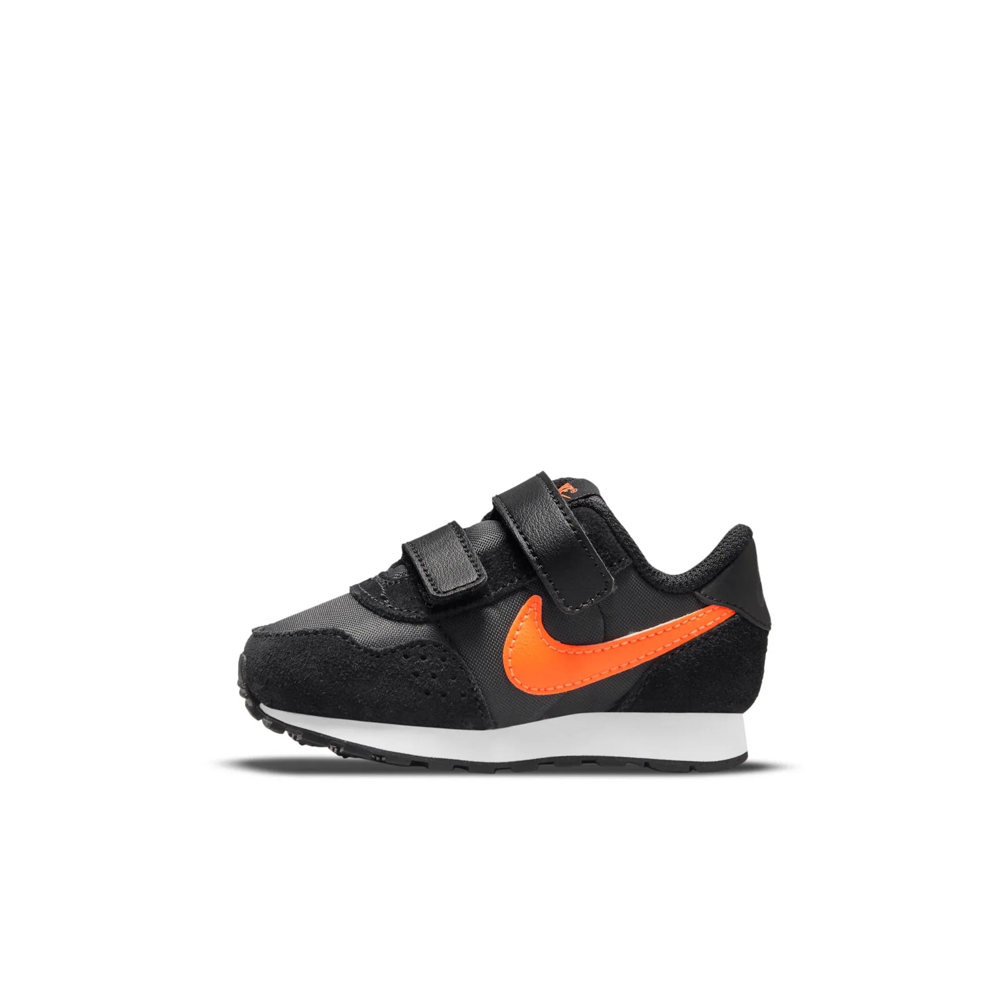 Nike MD Valiant
