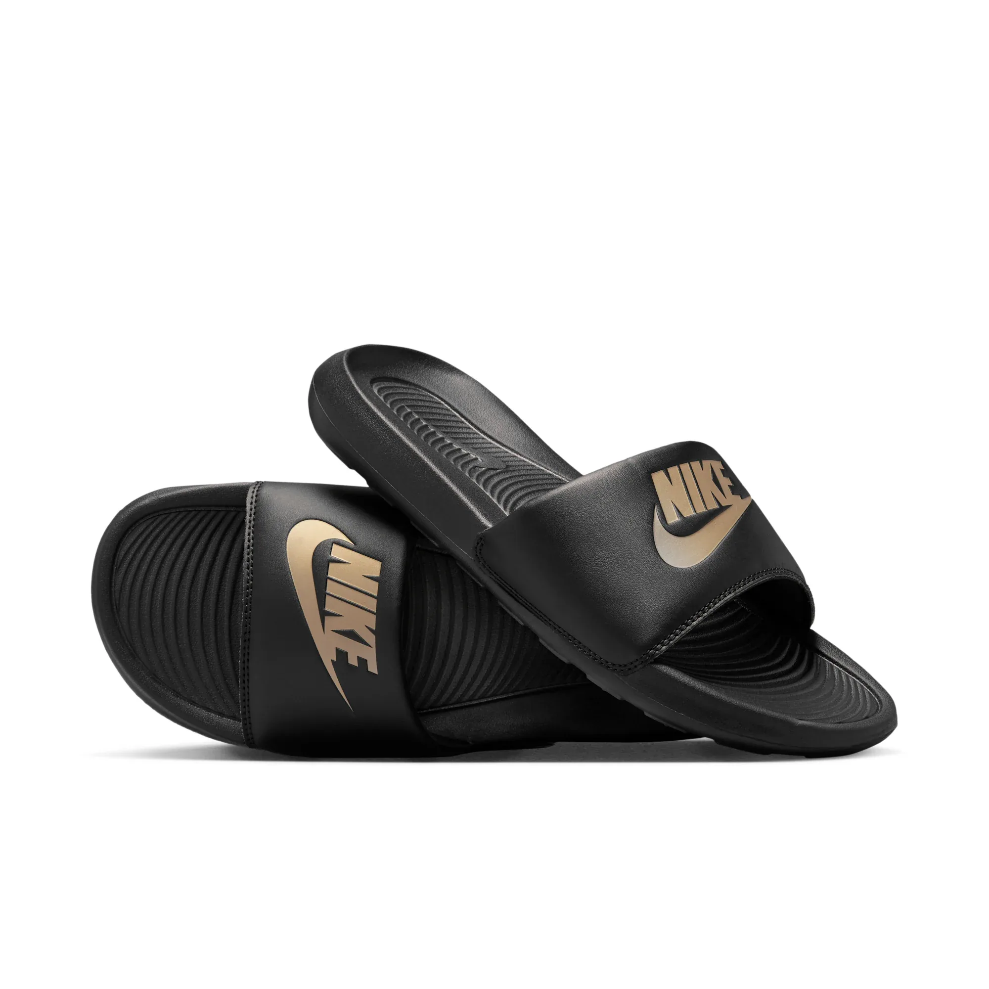 Nike Victori One