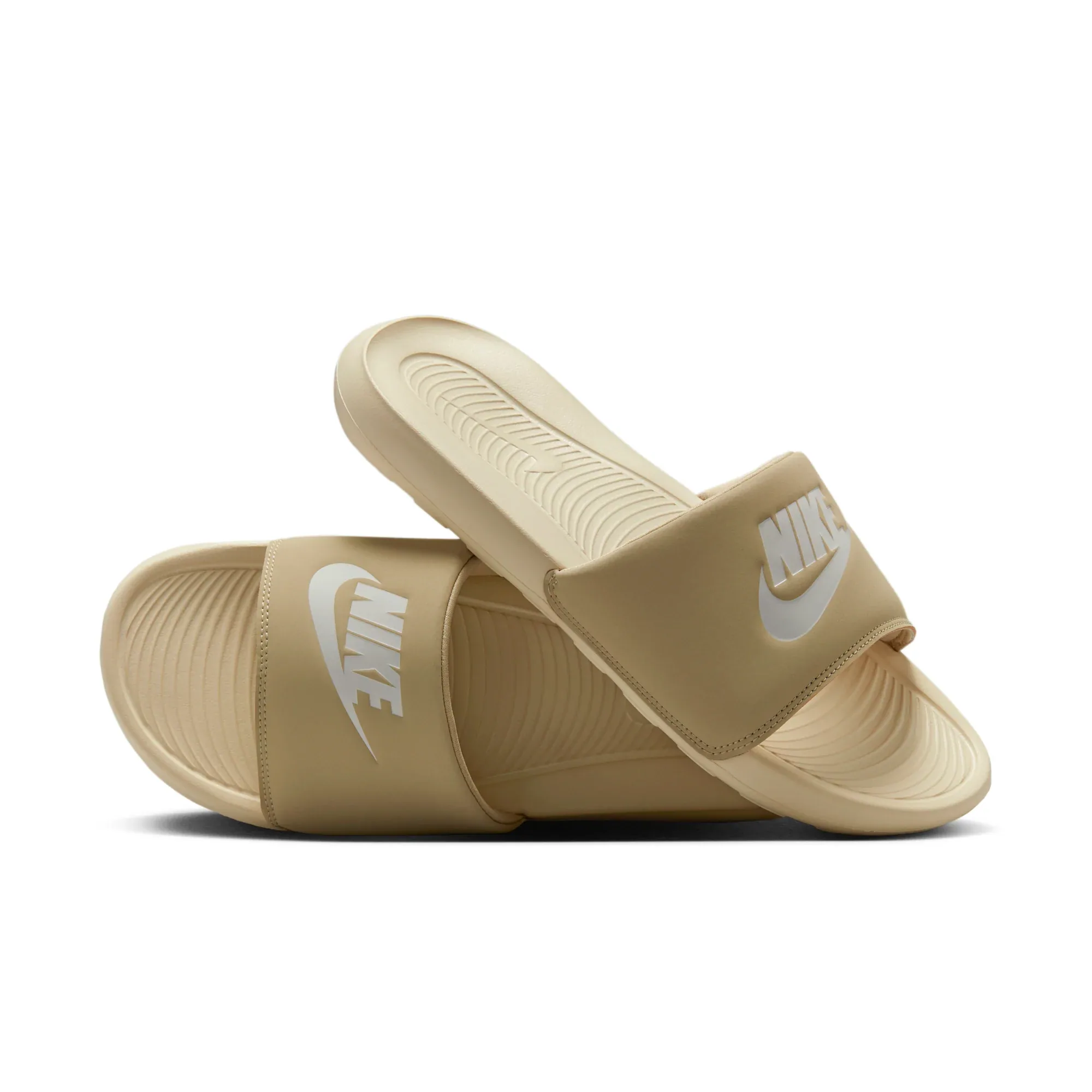 Nike Victori One