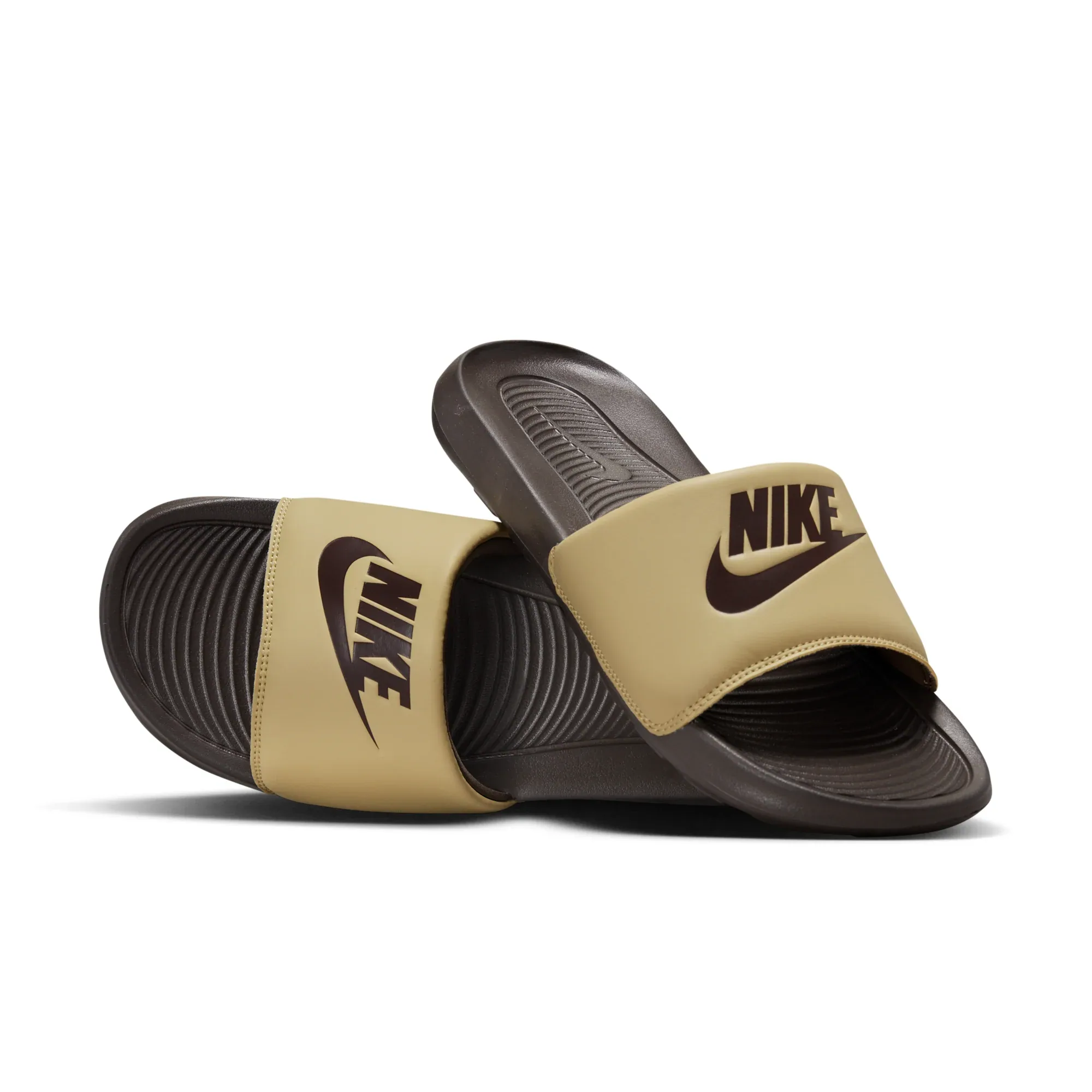 Nike Victori One