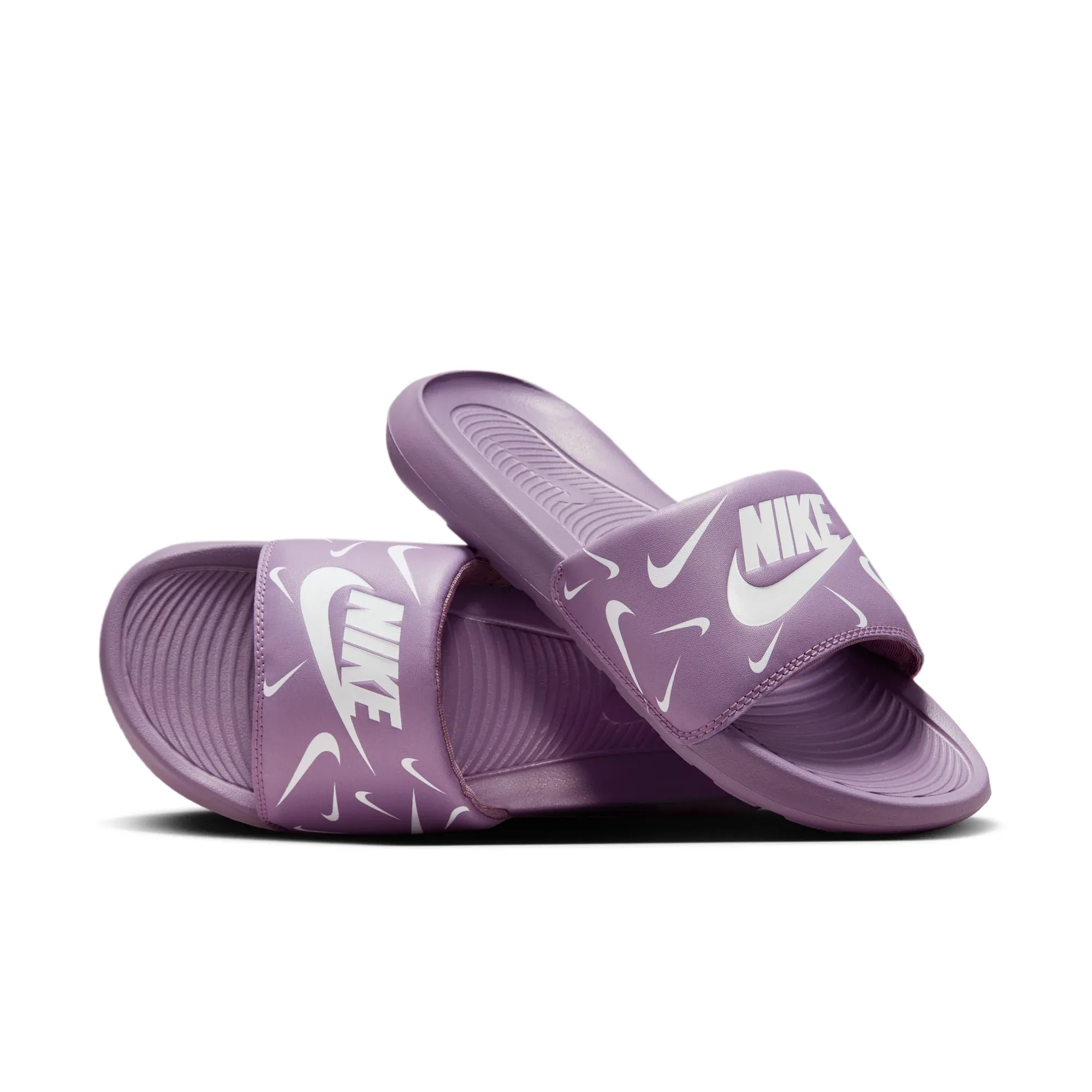 Nike Victori One