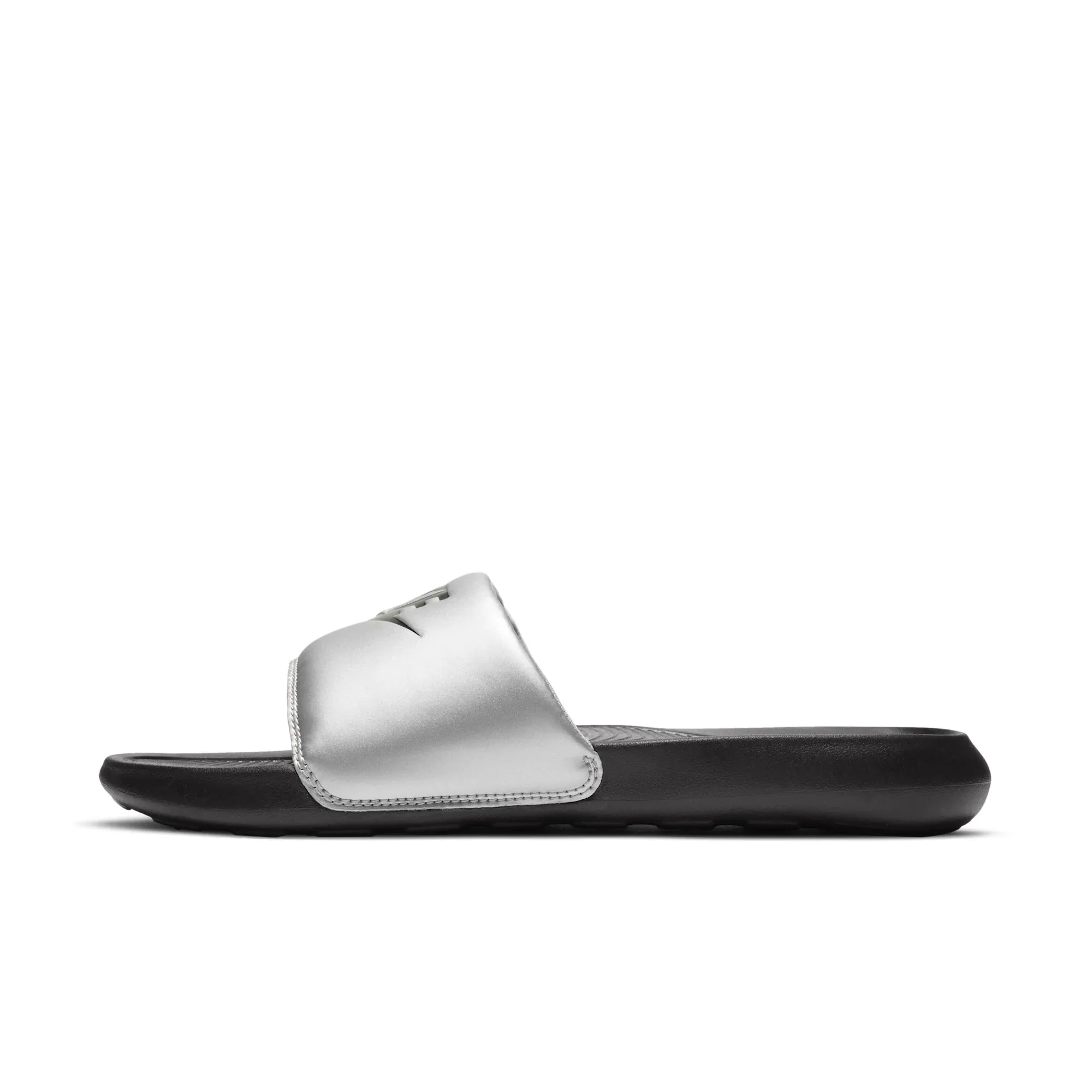 Nike Victori One