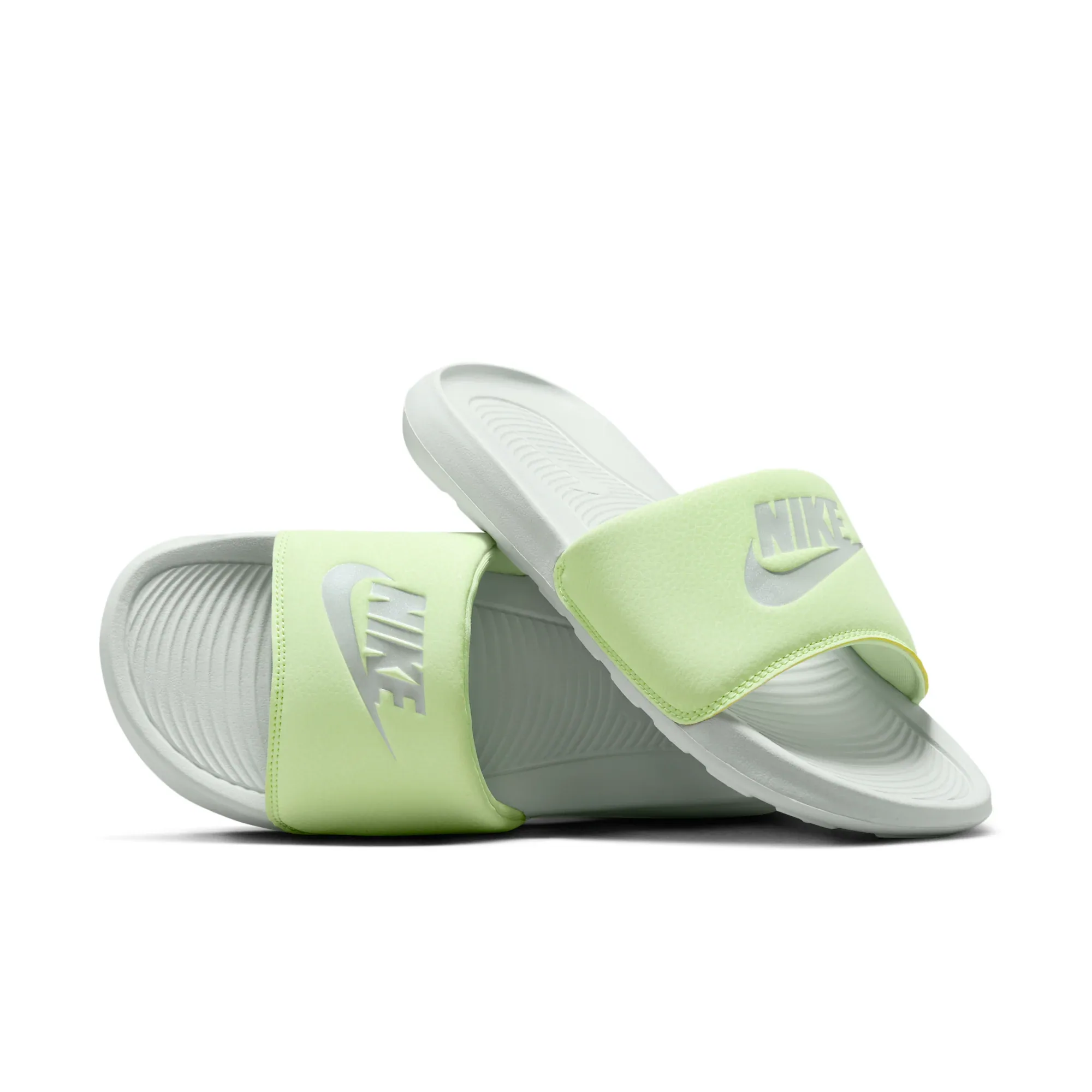 Nike Victori One