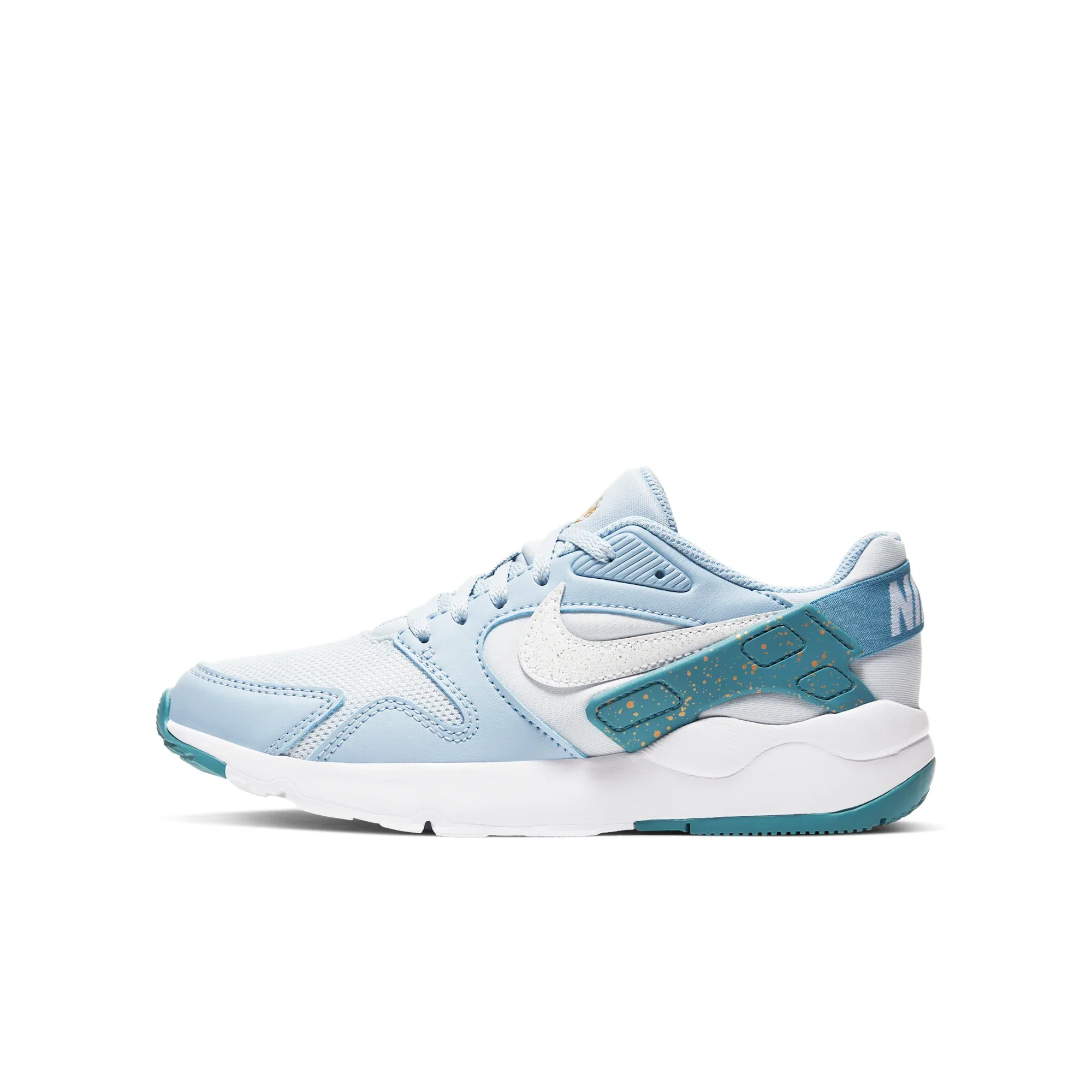 Nike LD Victory