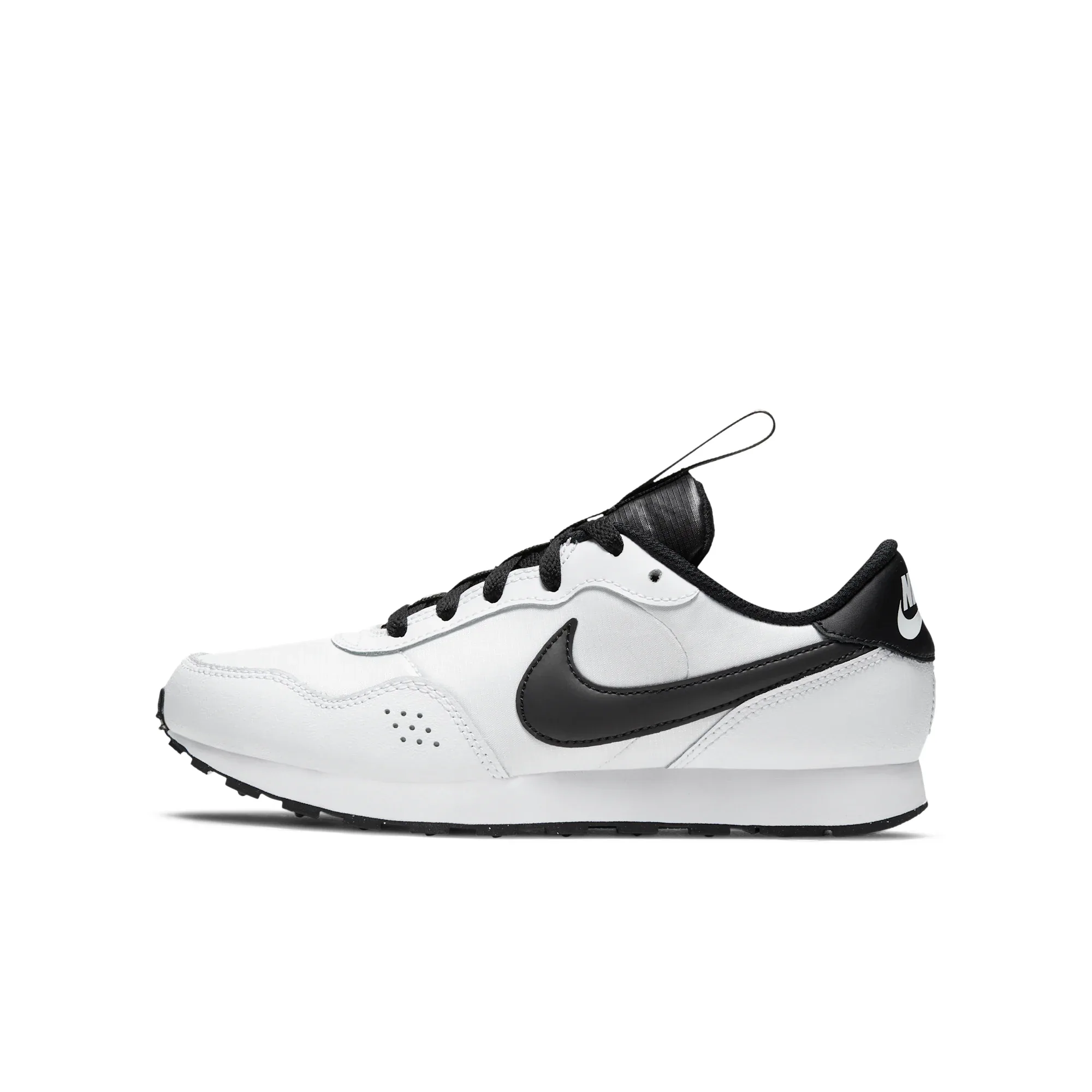Nike MD Valiant SE