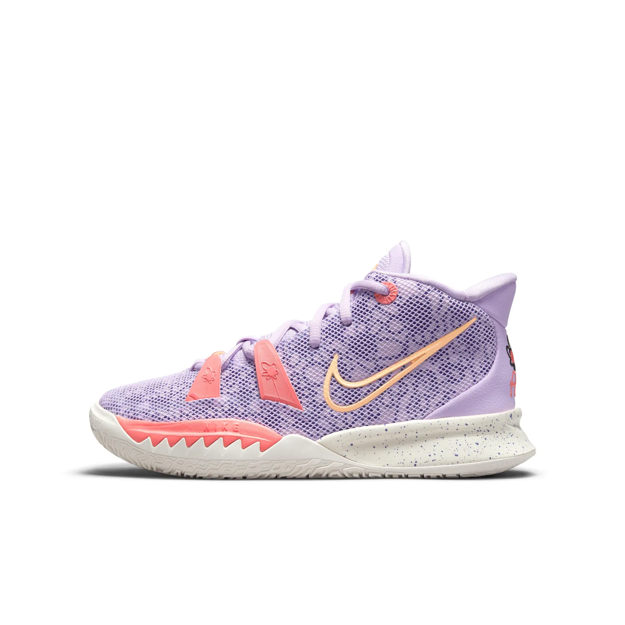 Kyrie 7