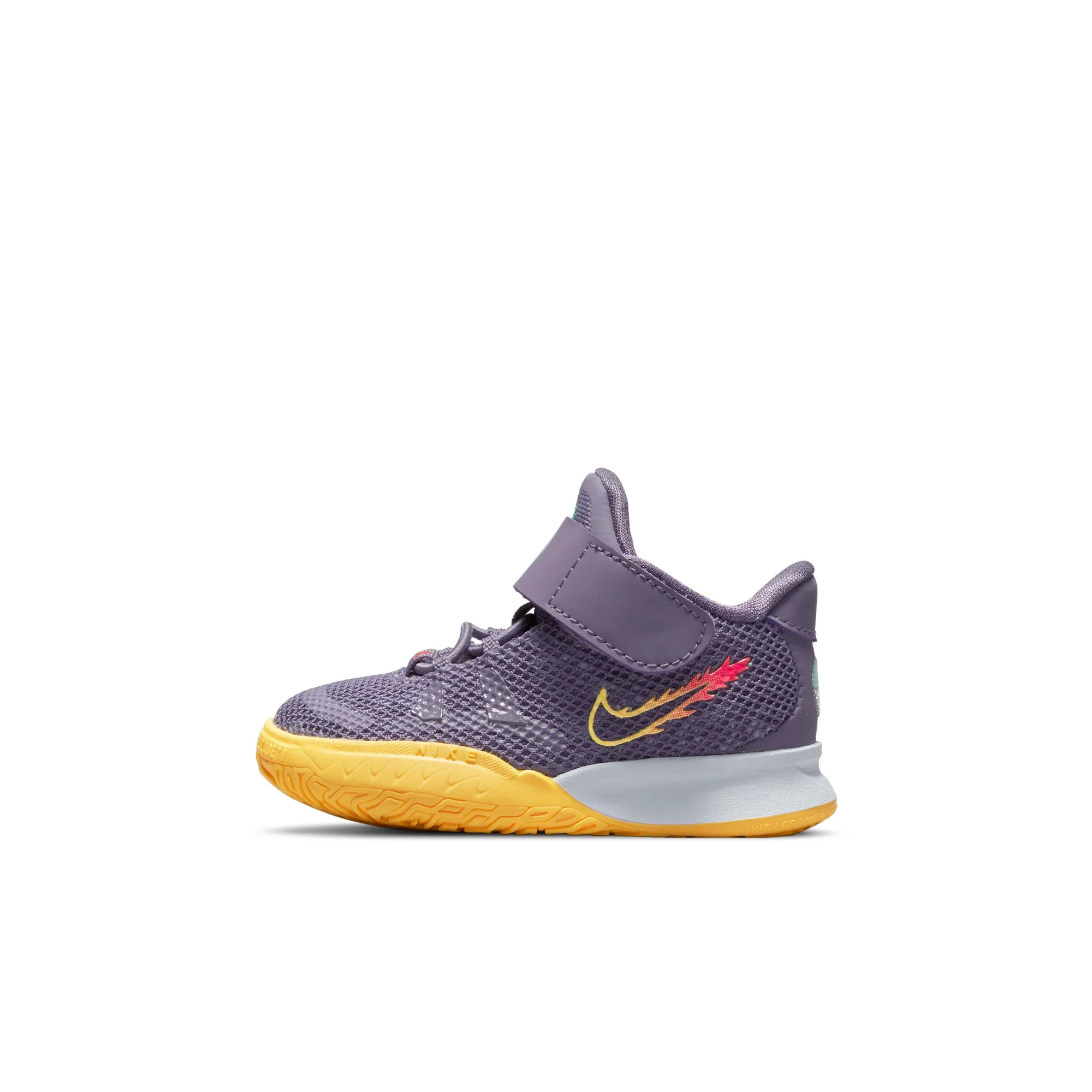 Kyrie 7