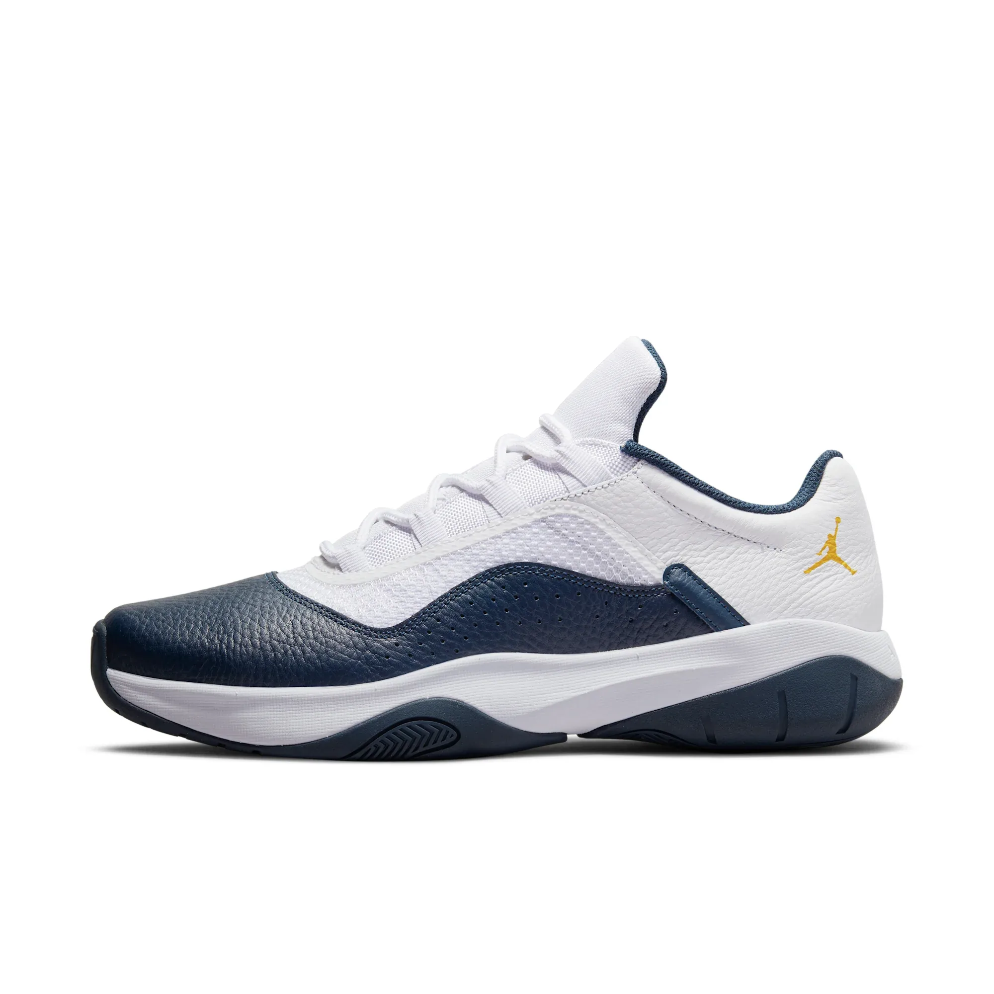 Air Jordan 11 CMFT Low