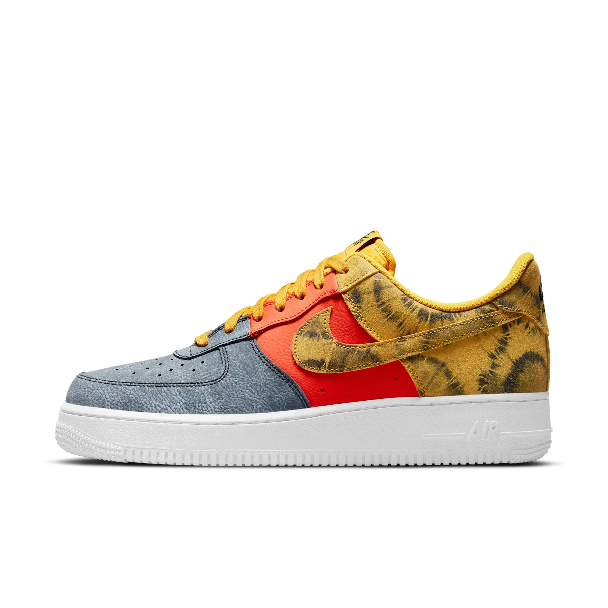 Nike Air Force 1 '07 LV8