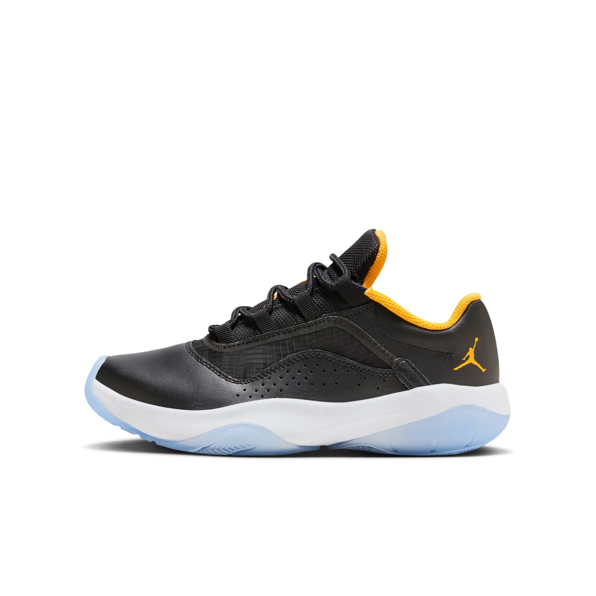 Air Jordan 11 CMFT Low