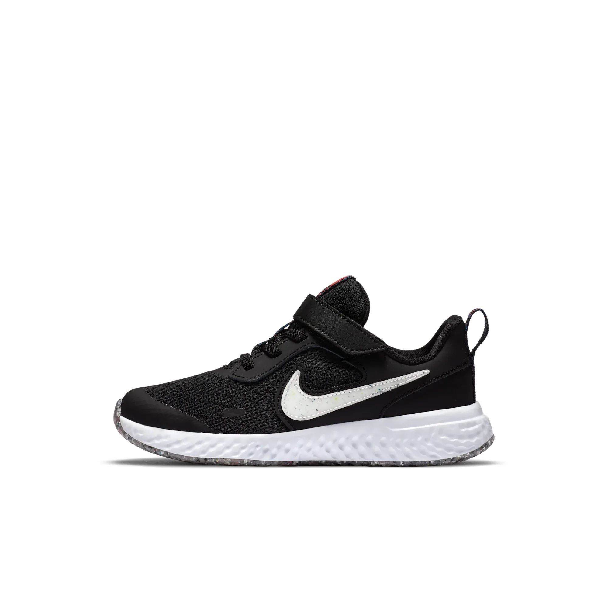 Nike Revolution 5 SE