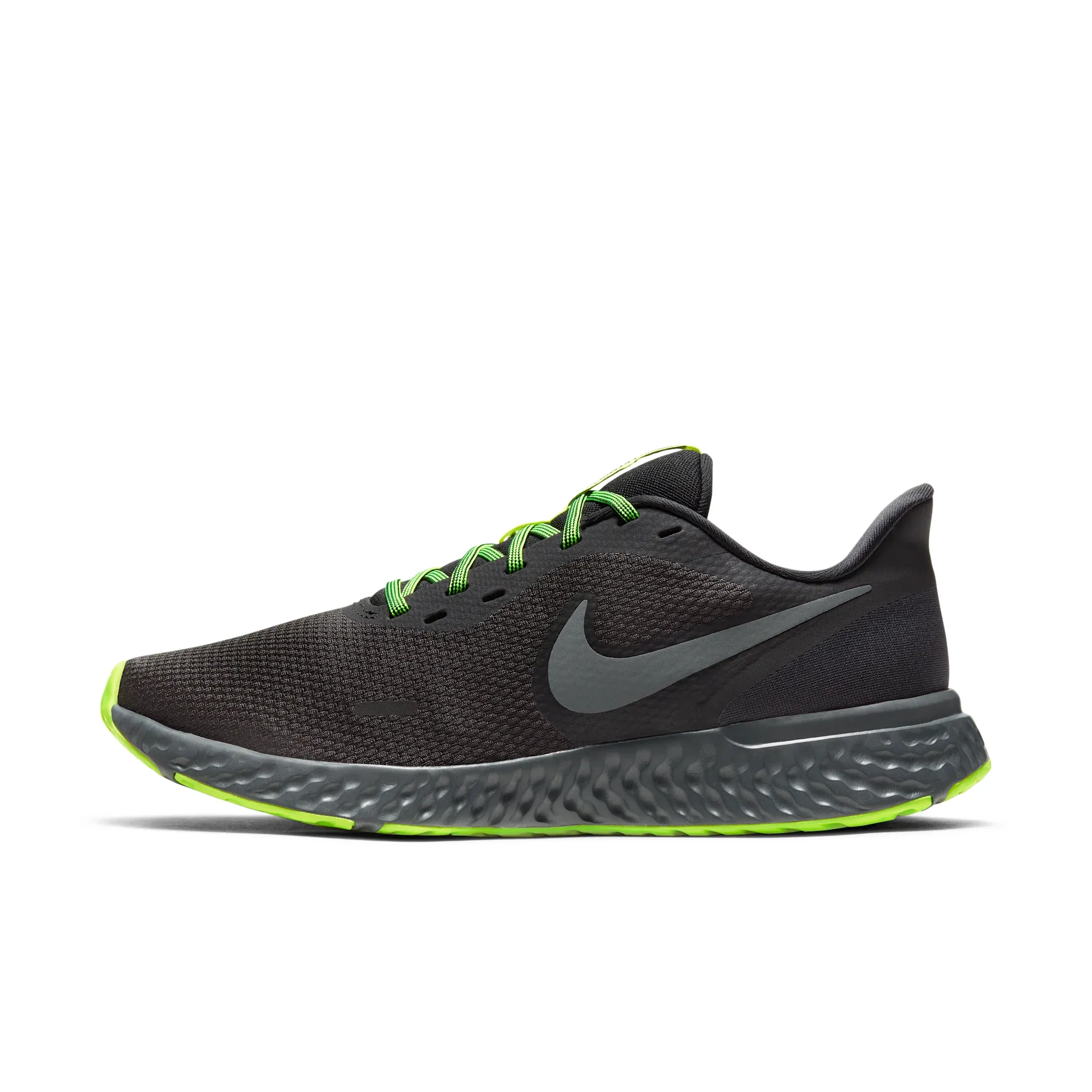 Nike Revolution 5