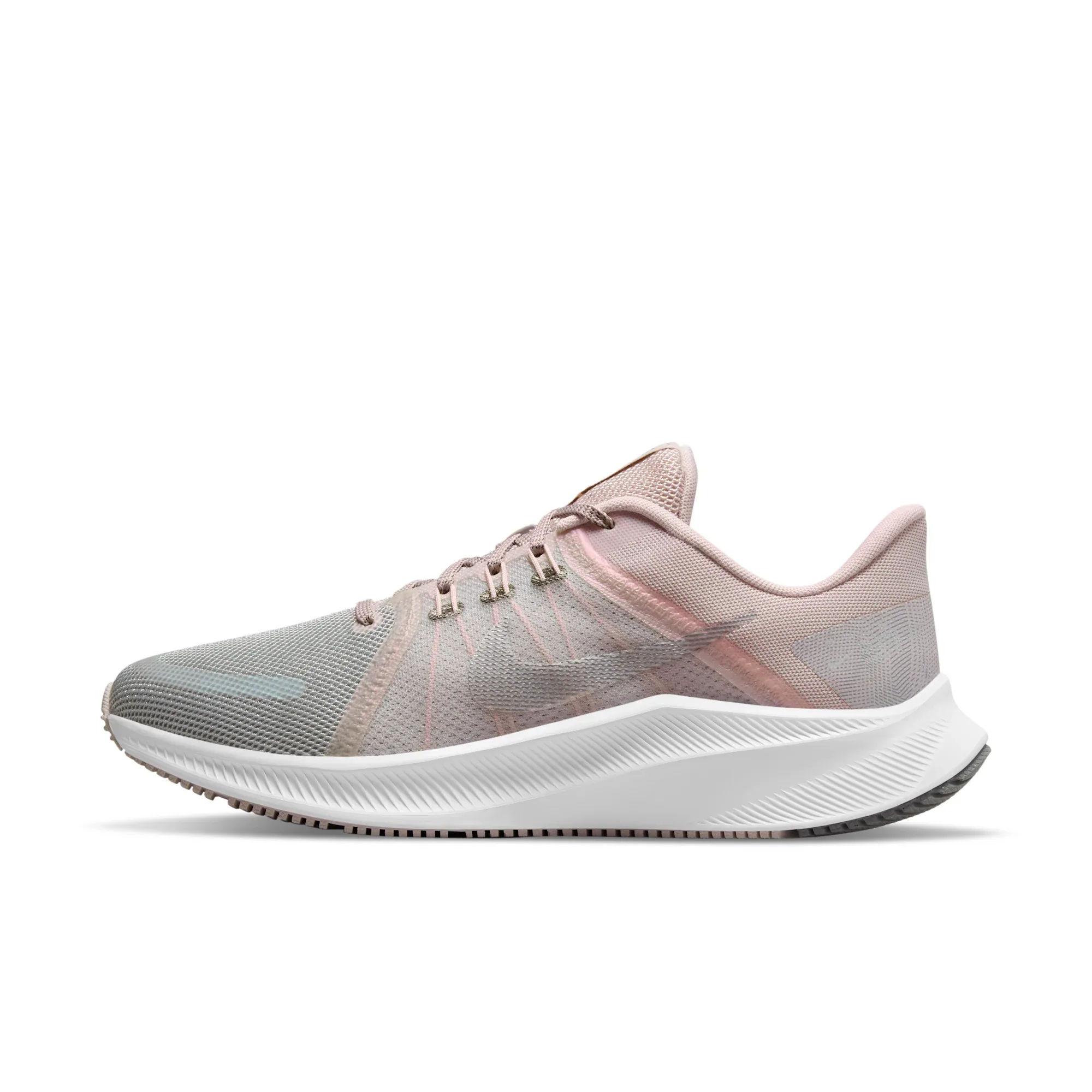 Nike Quest 4 Premium
