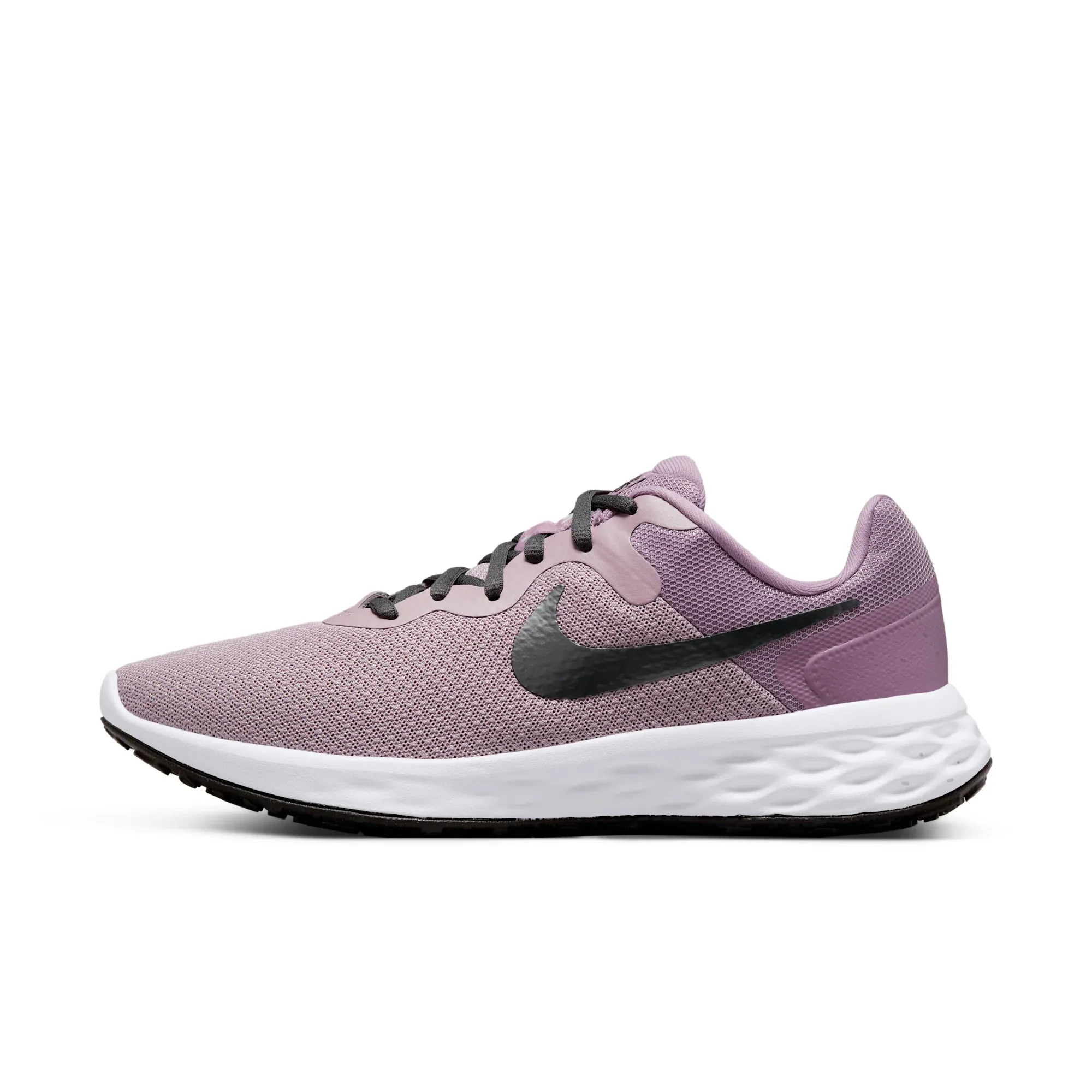 Nike Revolution 6