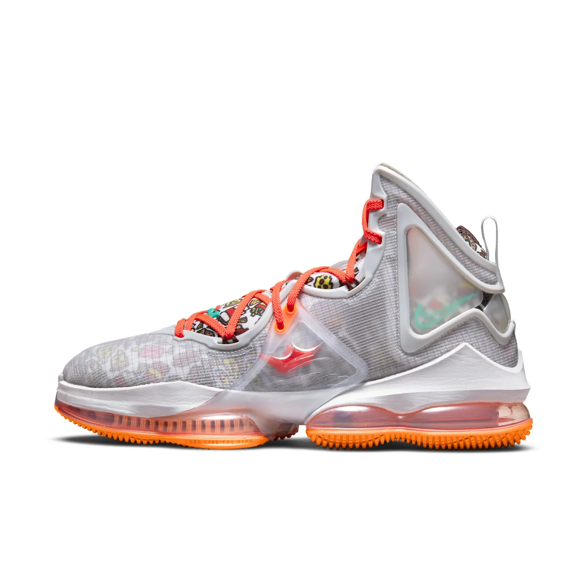 LeBron 19
