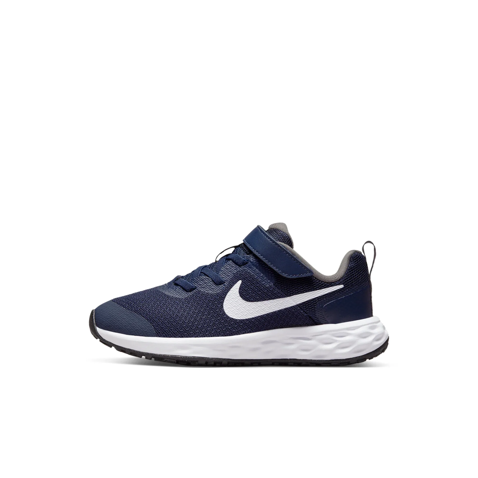 Nike Revolution 6