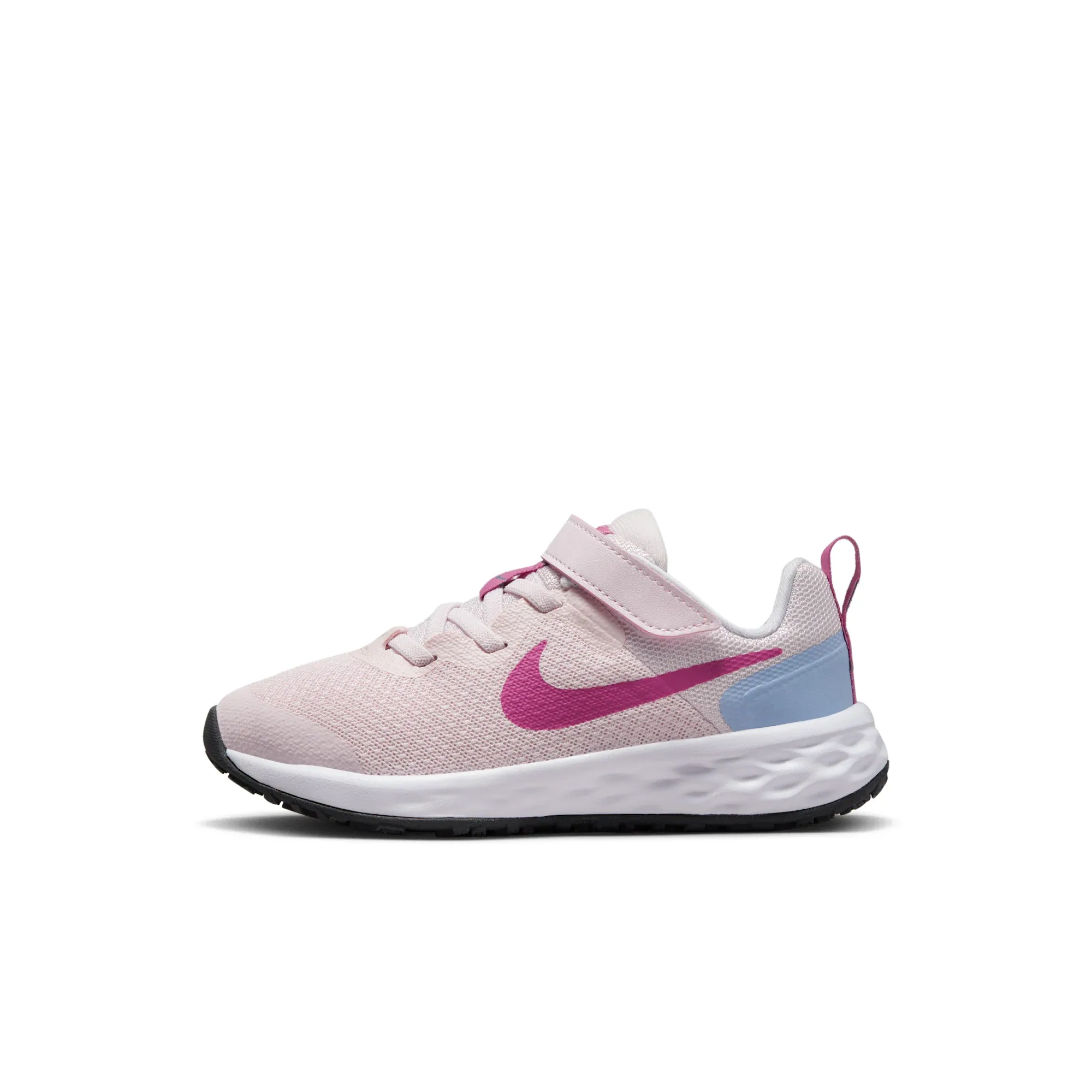 Nike Revolution 6