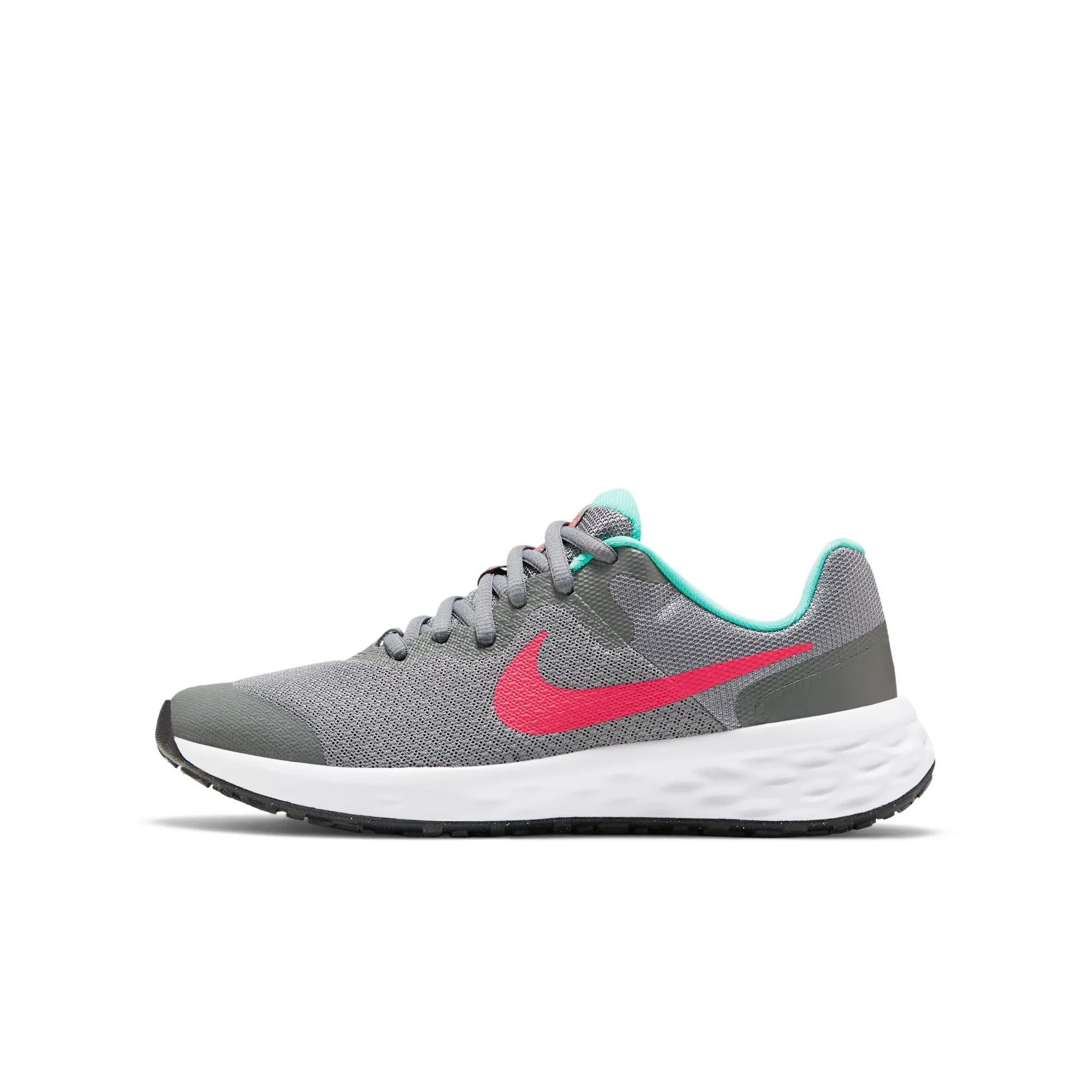 Nike Revolution 6