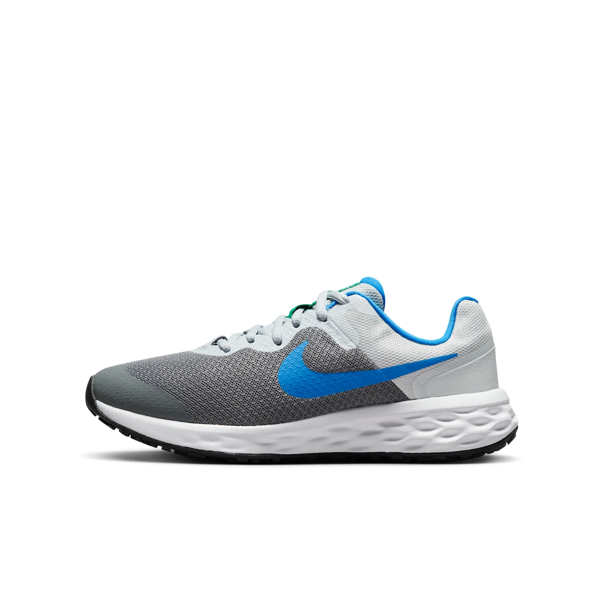 Nike Revolution 6