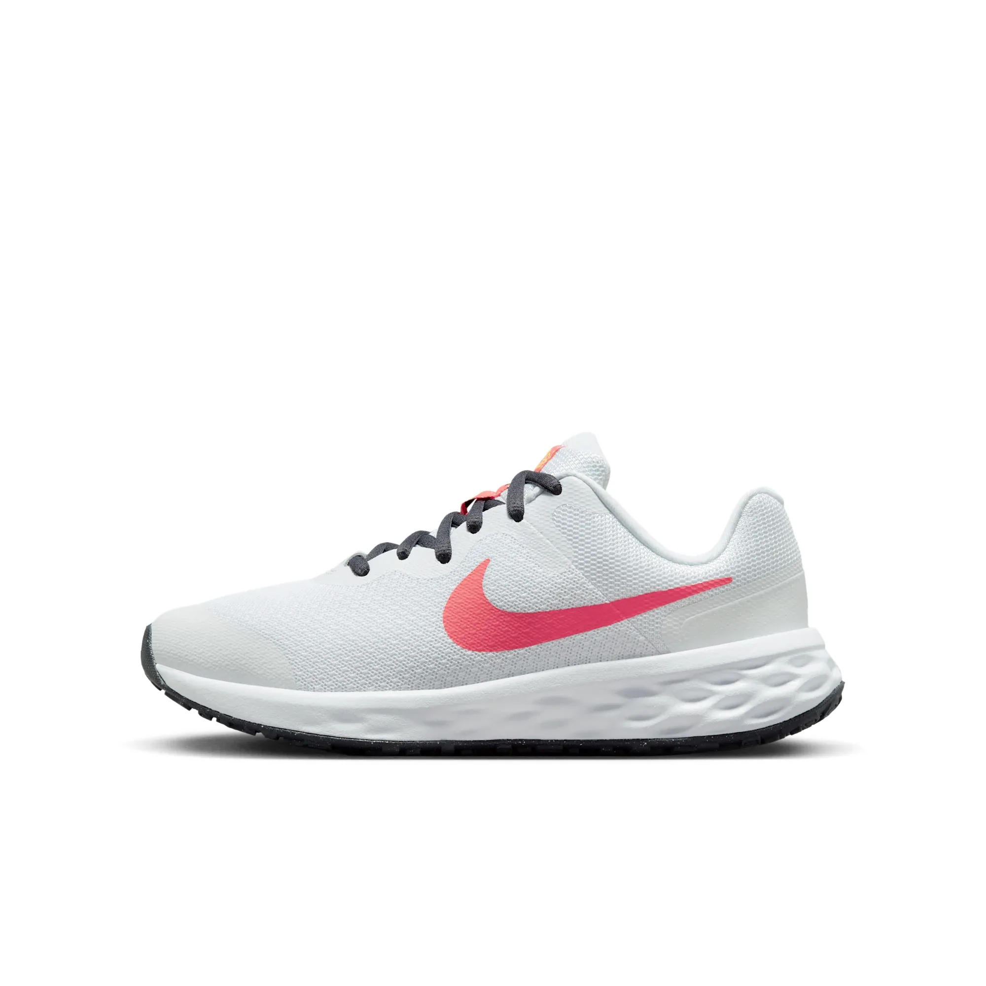 Nike Revolution 6