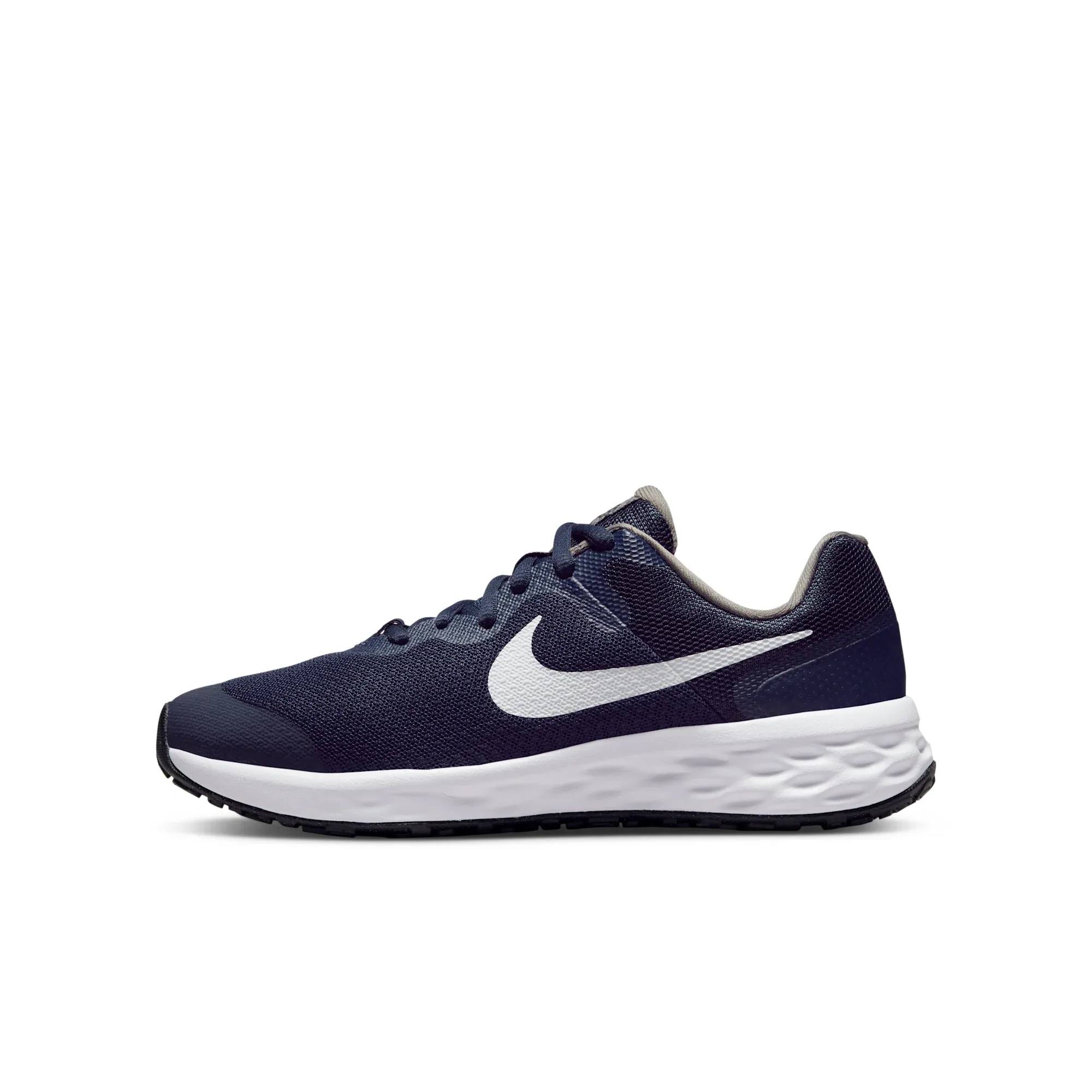 Nike Revolution 6