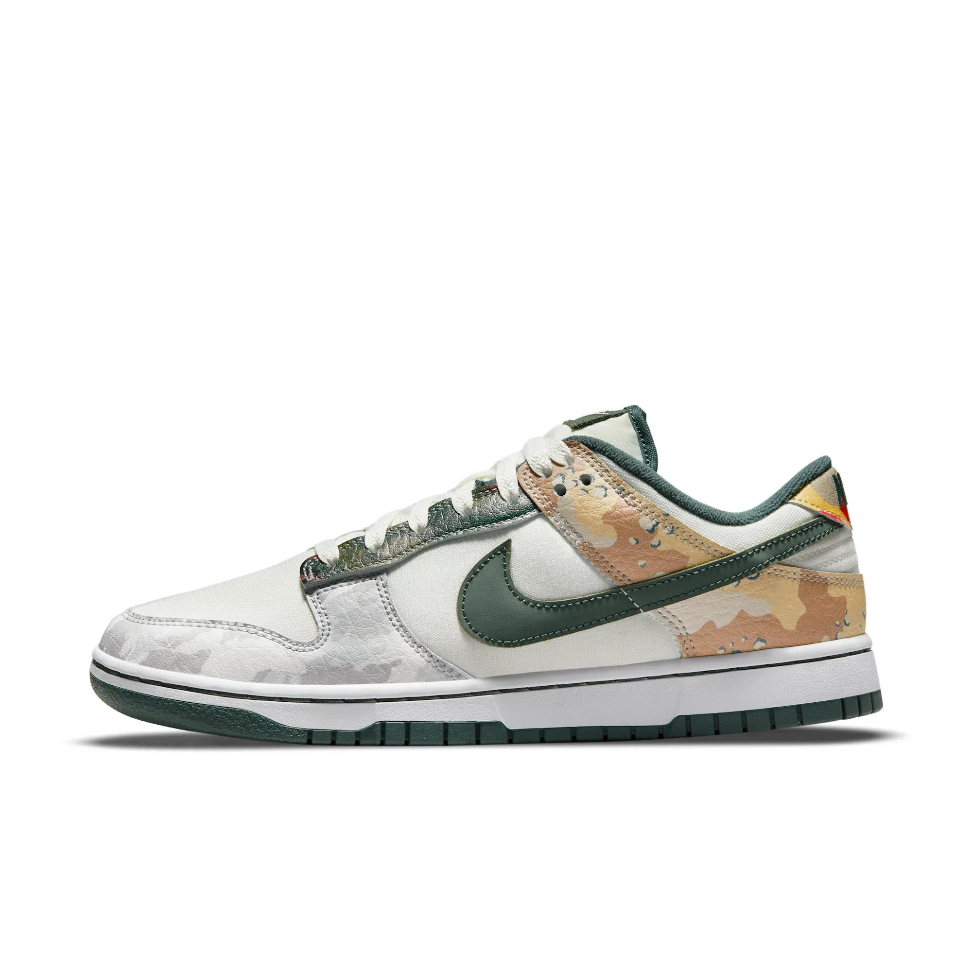 Nike Dunk Low SE