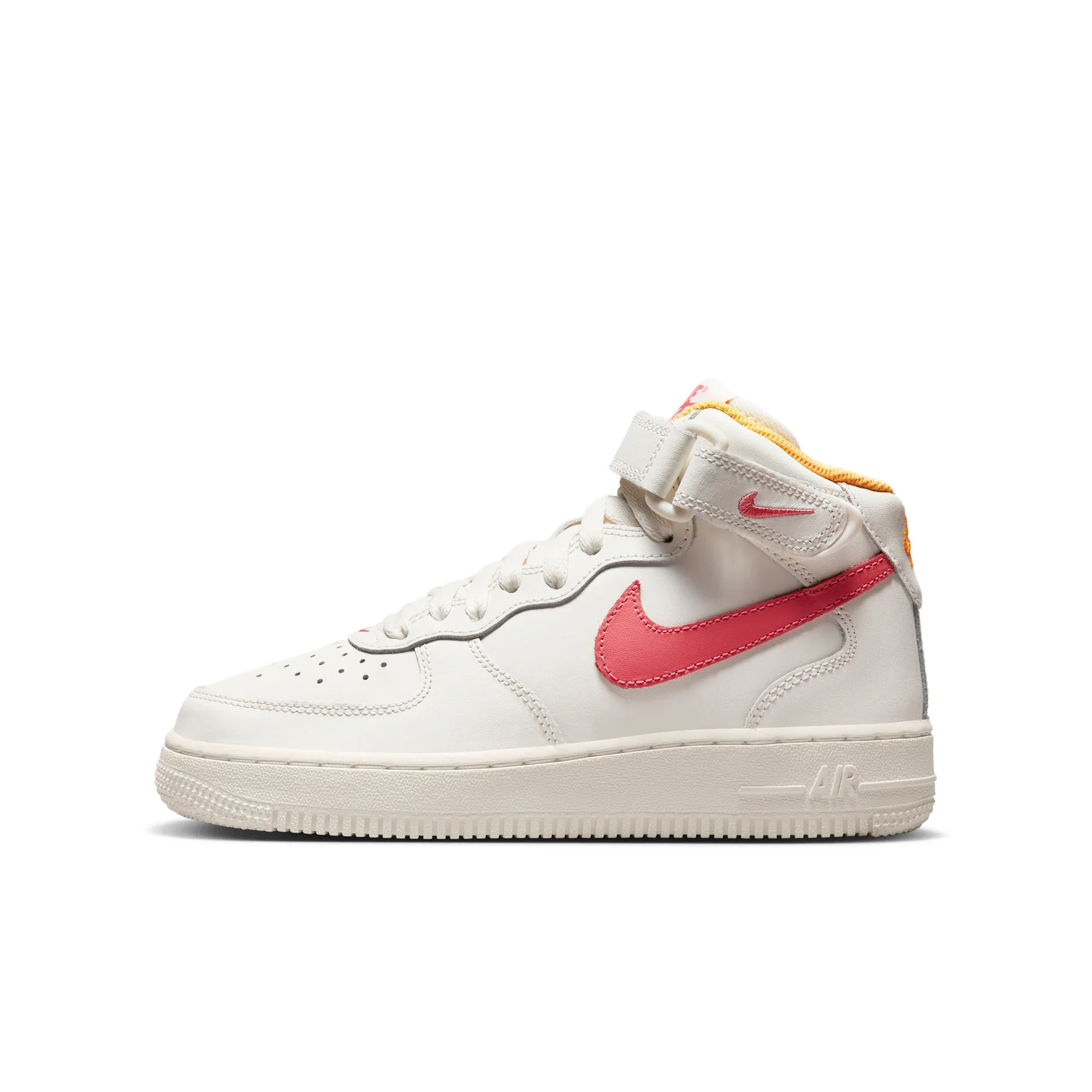 Nike Air Force 1 Mid LE