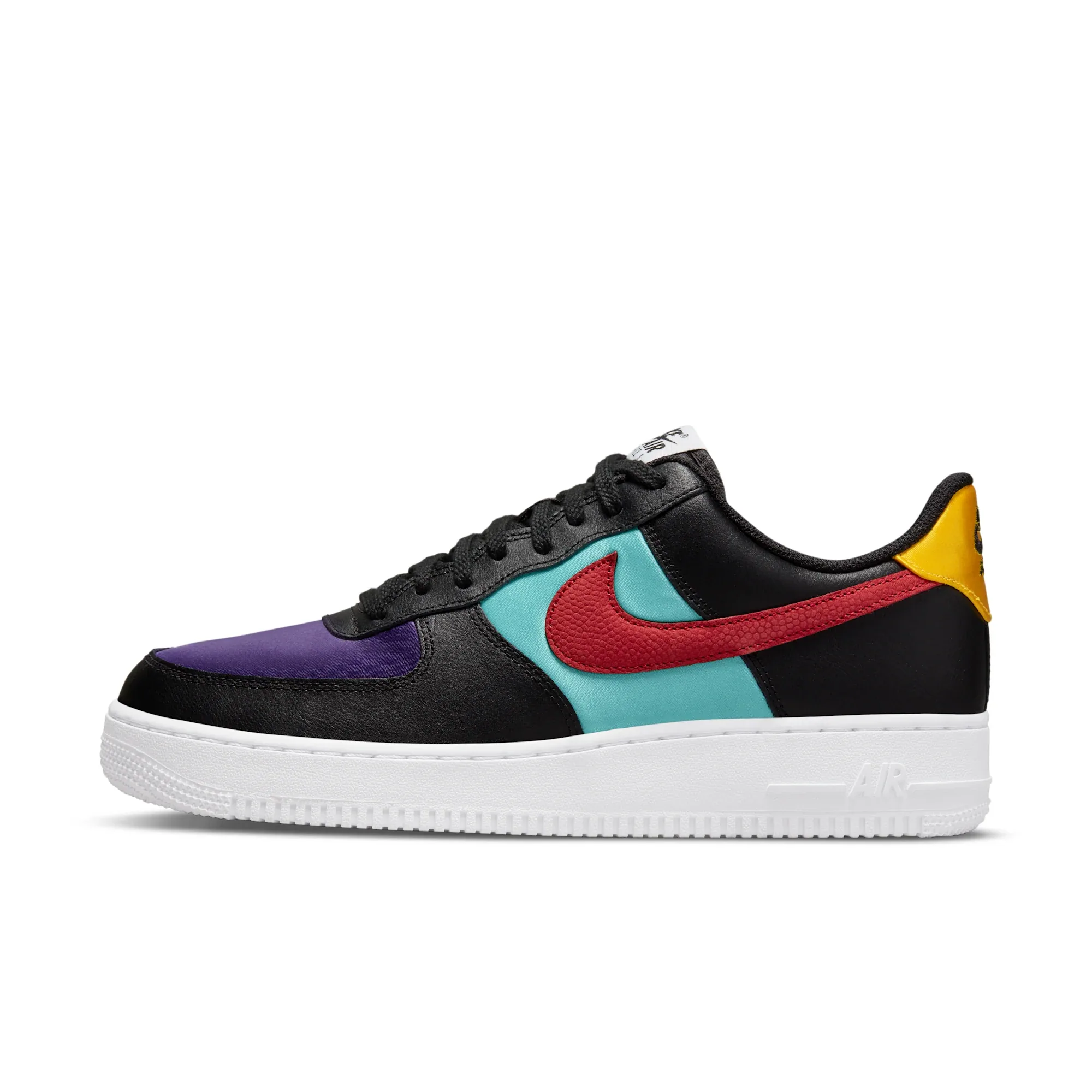 Nike Air Force 1 '07 LV8 EMB