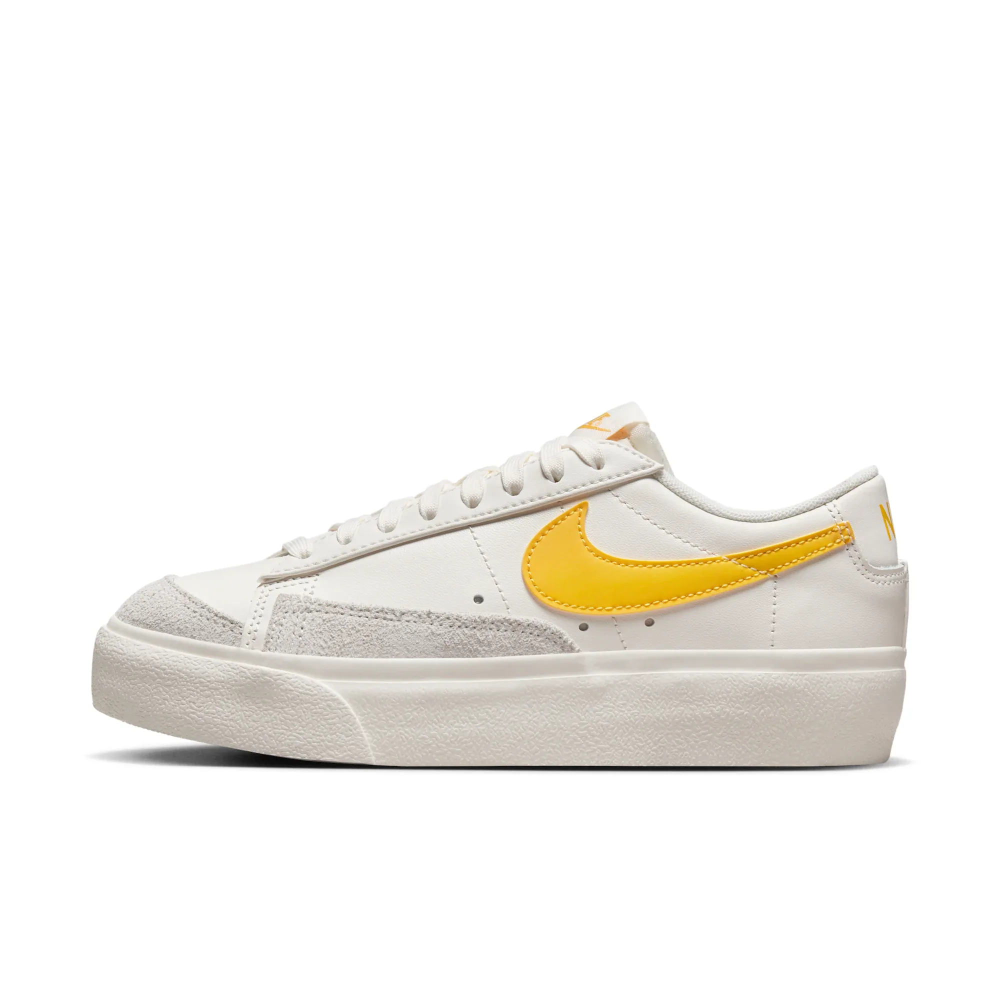 Nike Blazer Low Platform