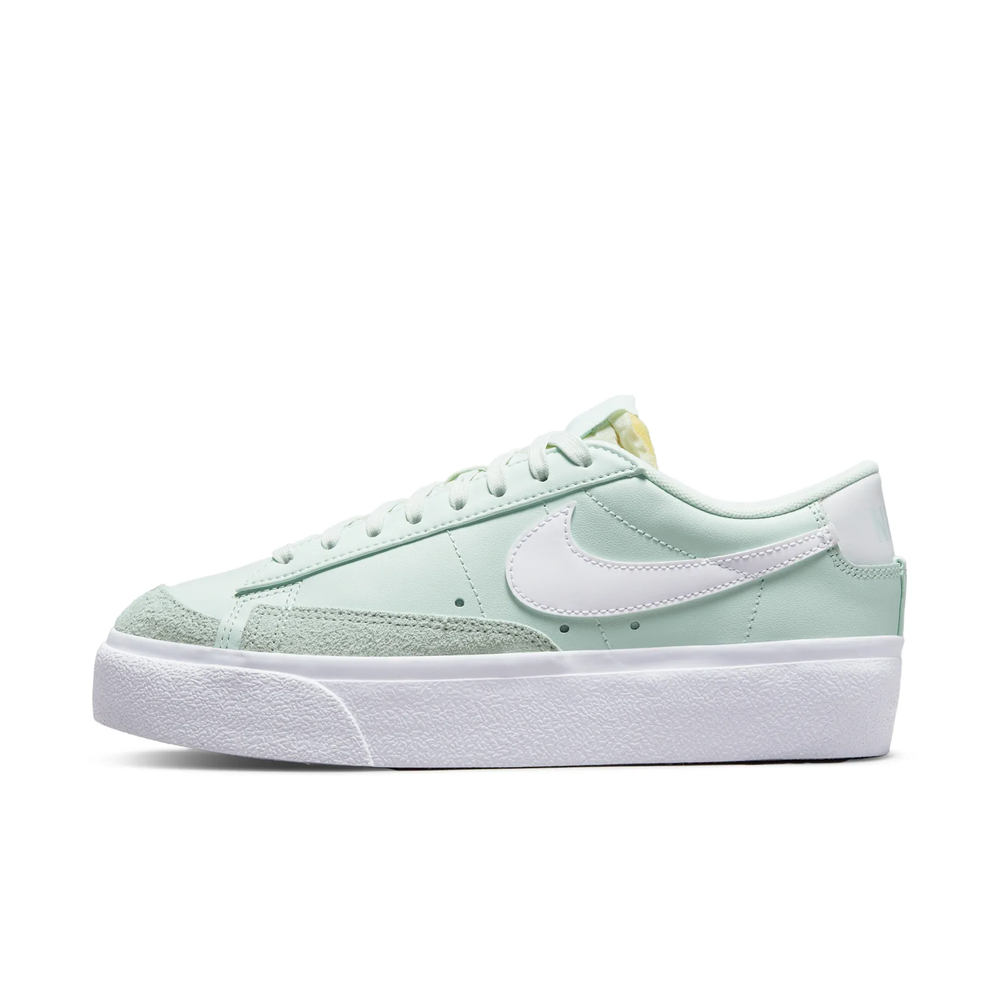 Nike Blazer Low Platform