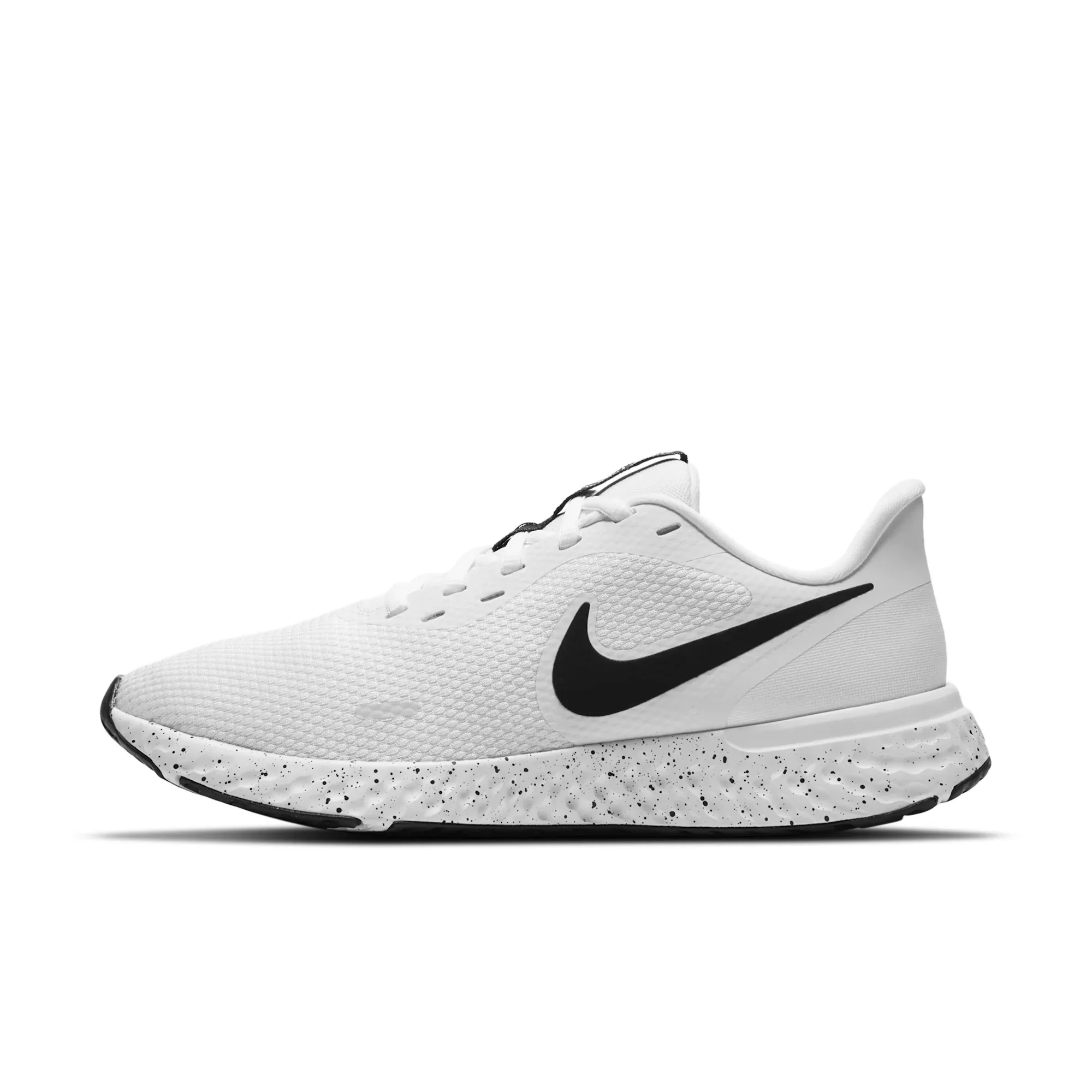 Nike Revolution 5