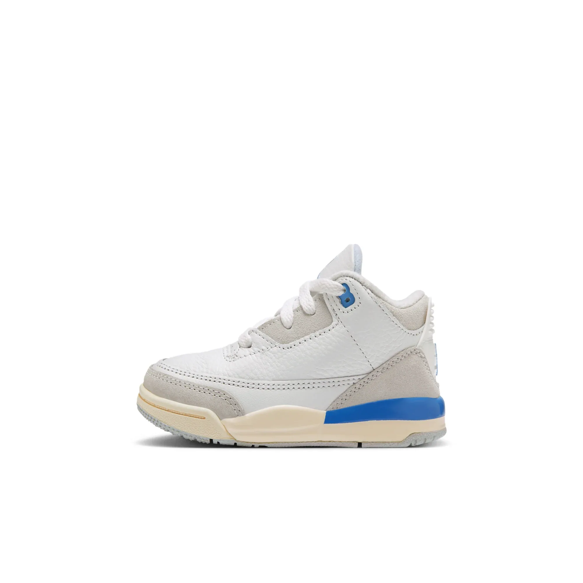 Jordan 3 Retro "Lucky Shorts"
