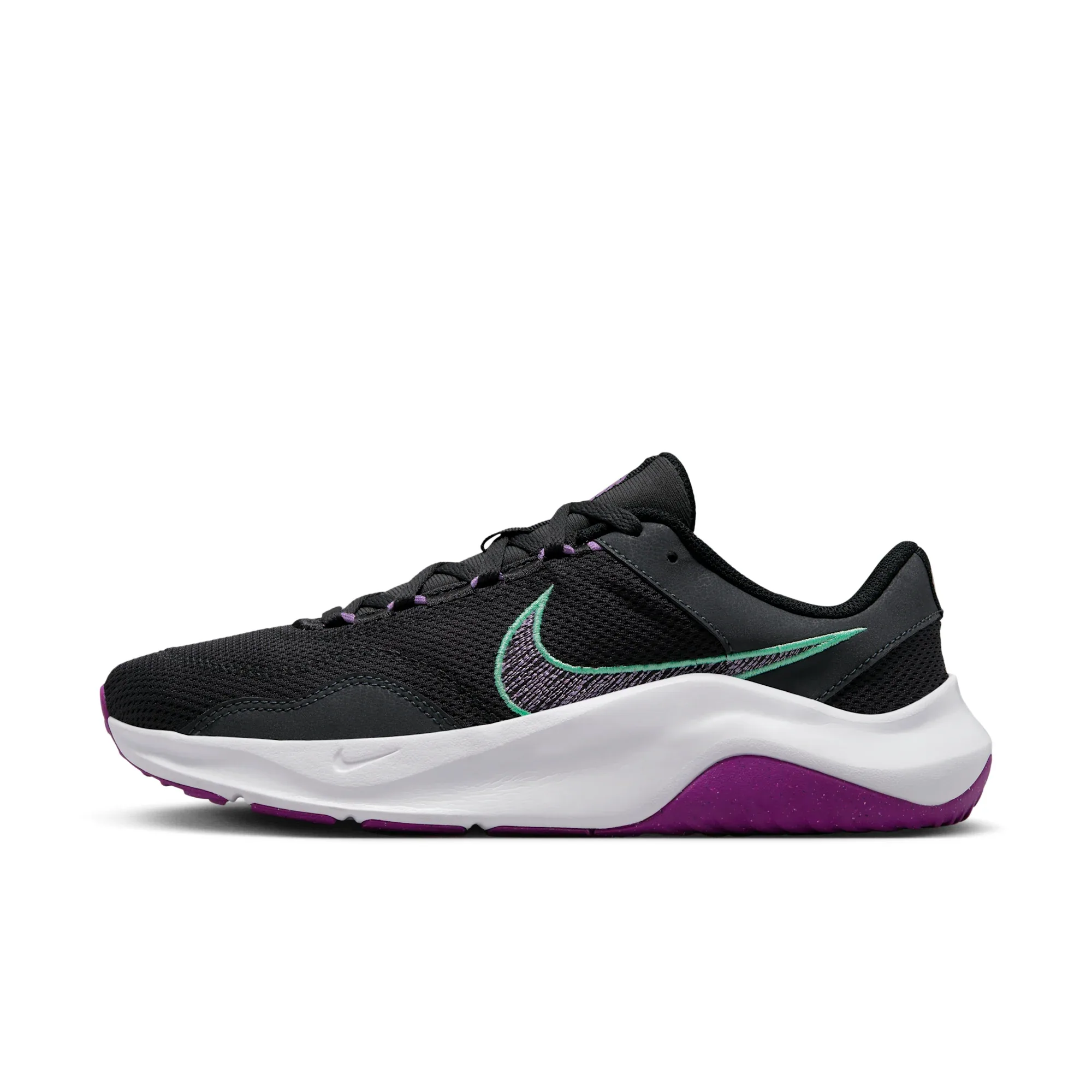Nike Legend Essential 3 Next Nature
