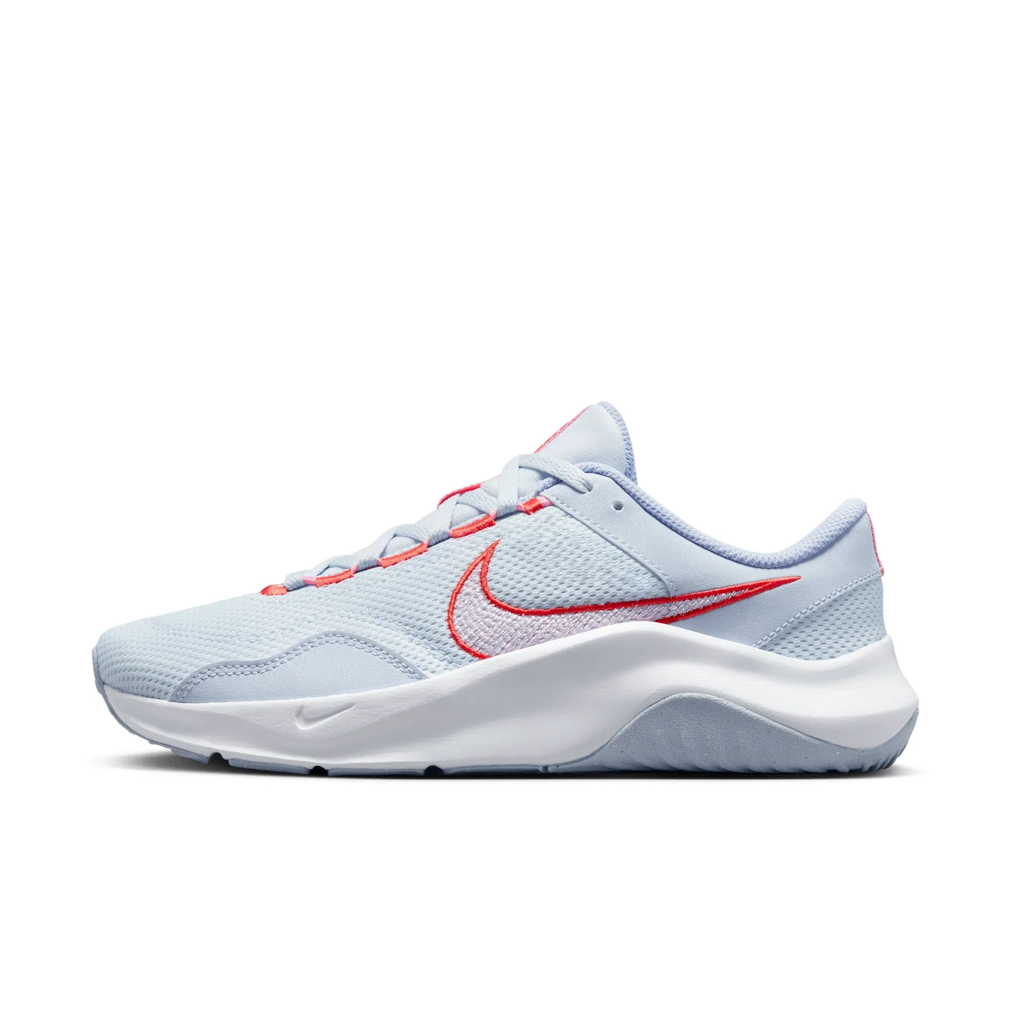 Nike Legend Essential 3 Next Nature