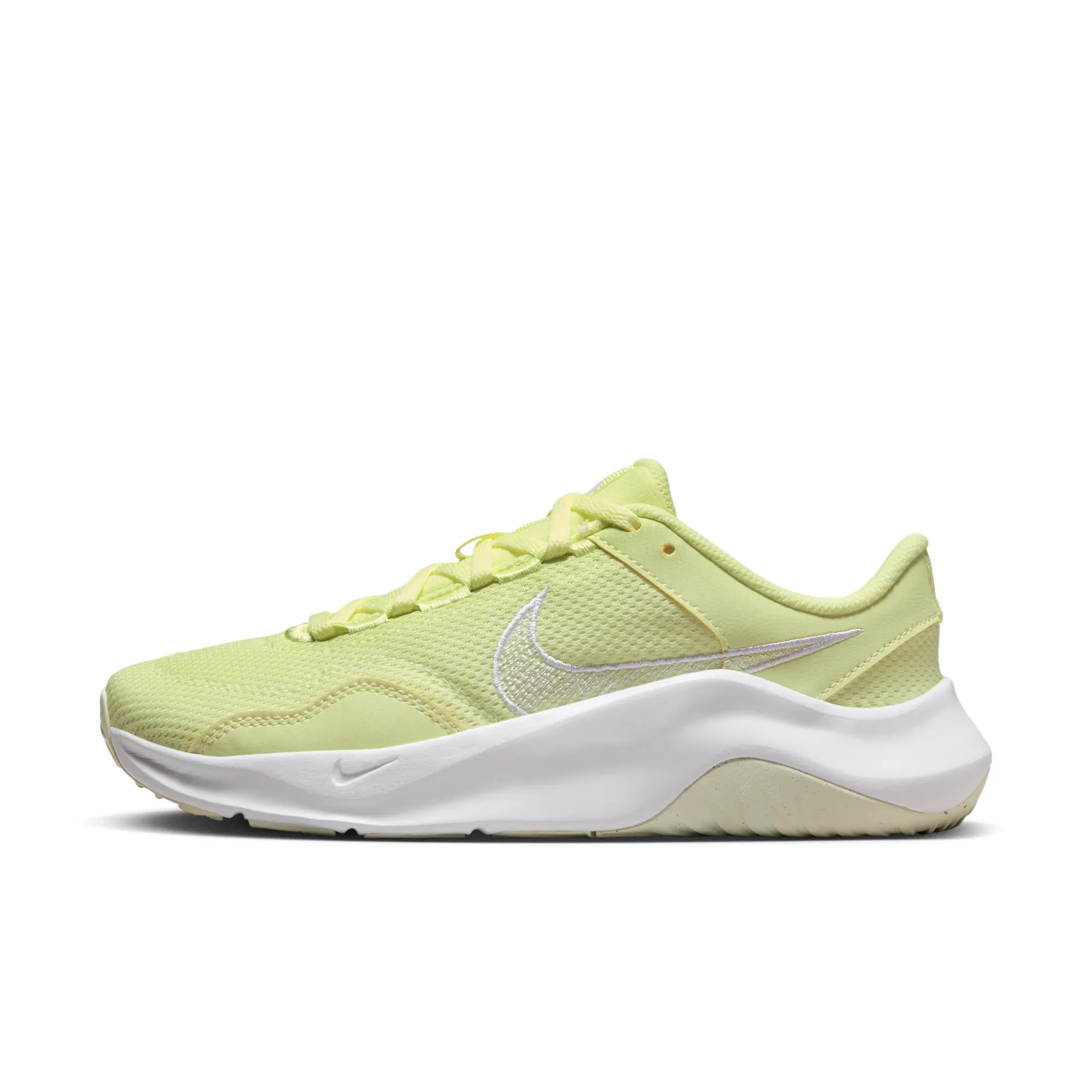 Nike Legend Essential 3 Next Nature