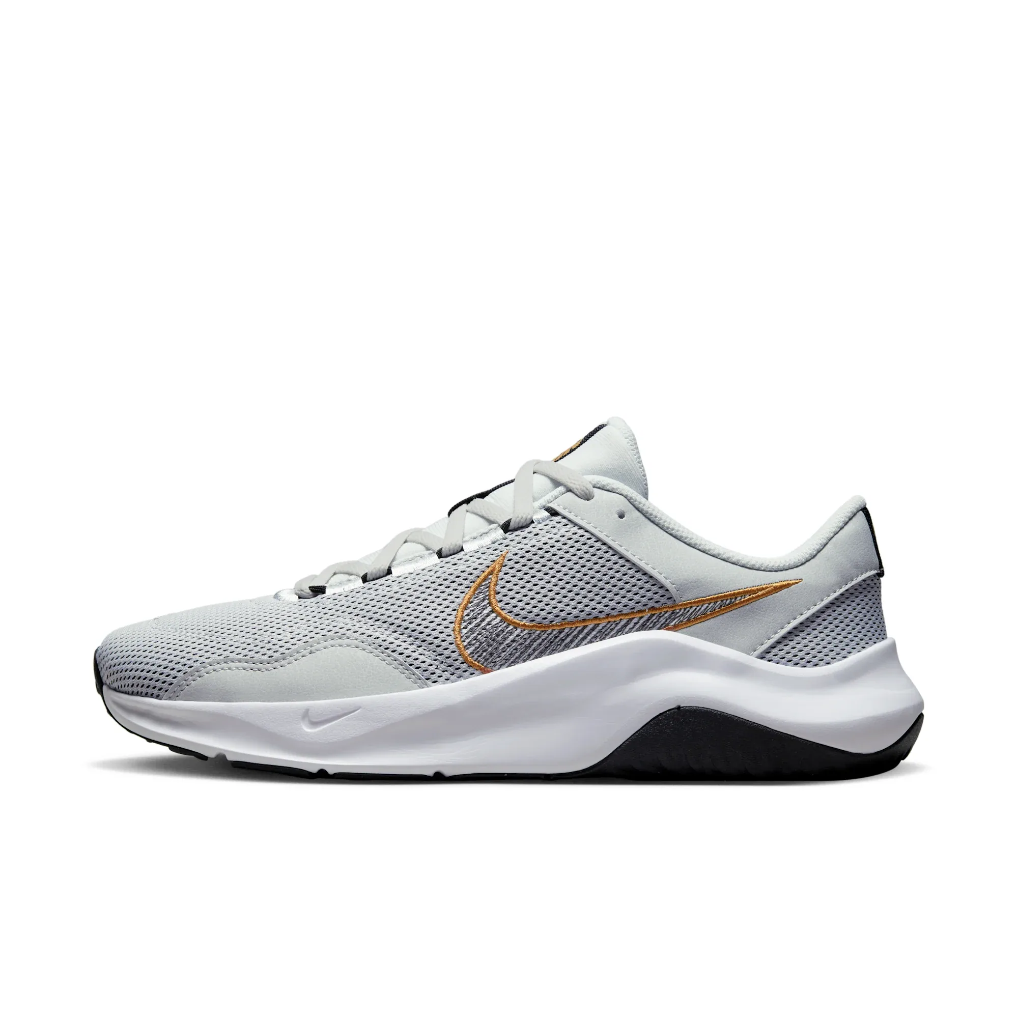 Nike Legend Essential 3 Next Nature
