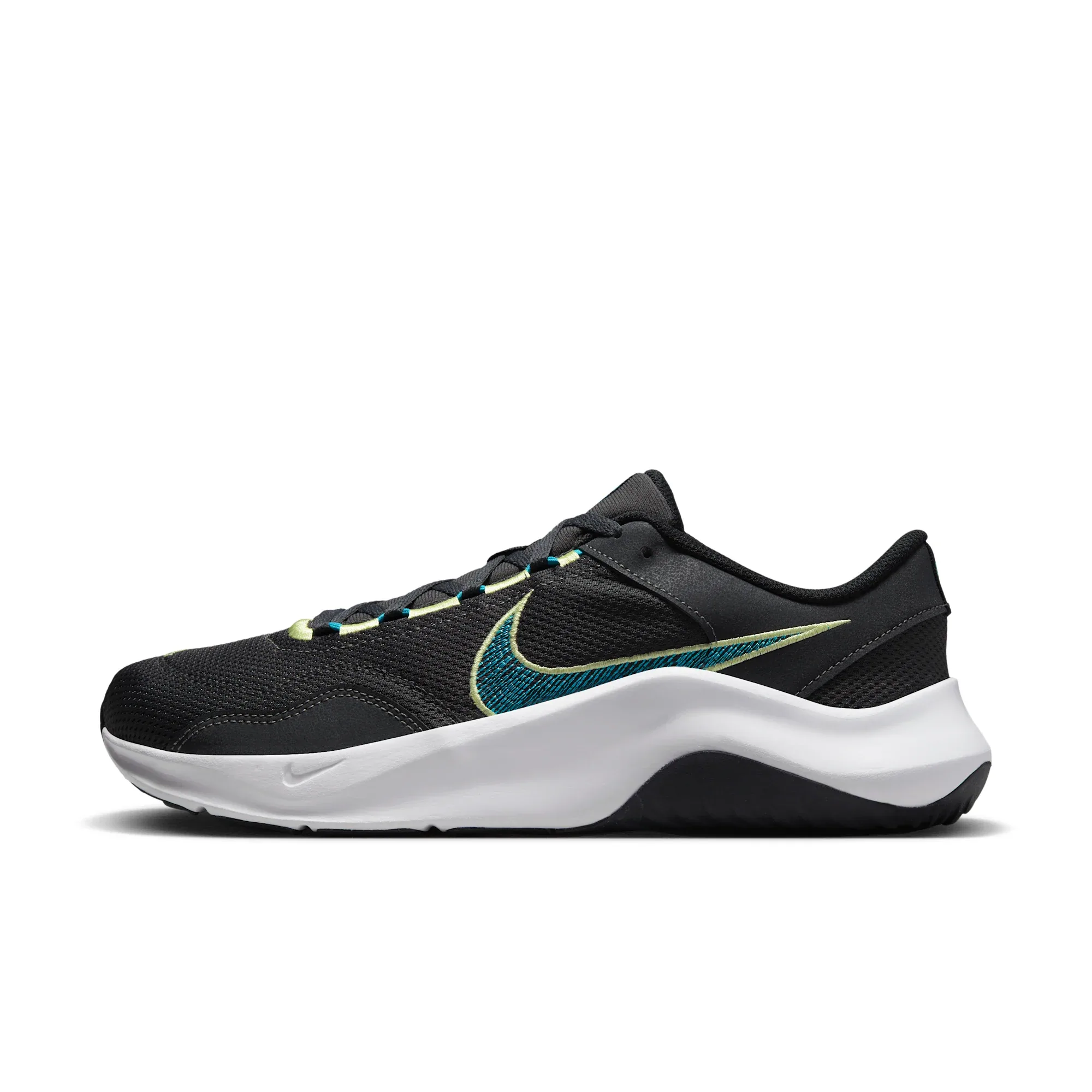 Nike Legend Essential 3 Next Nature